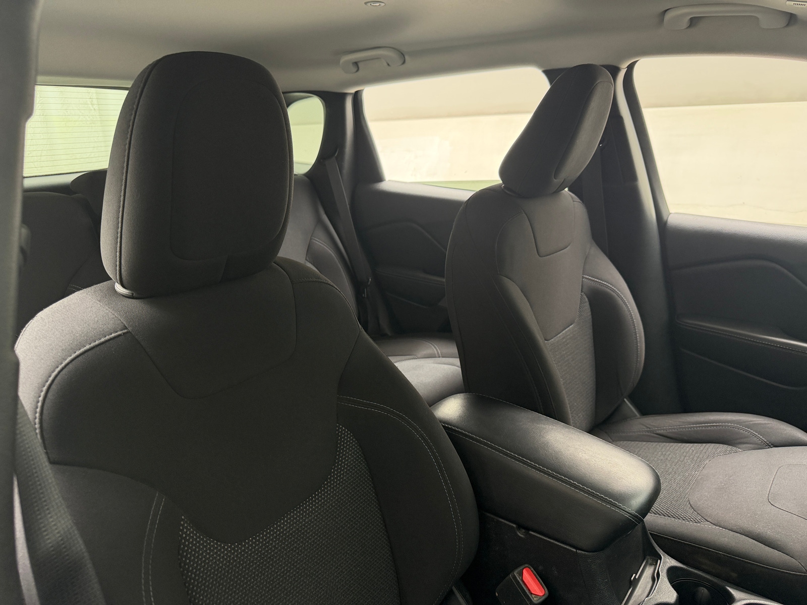 Thumbnail: 2019 Jeep Cherokee - 2