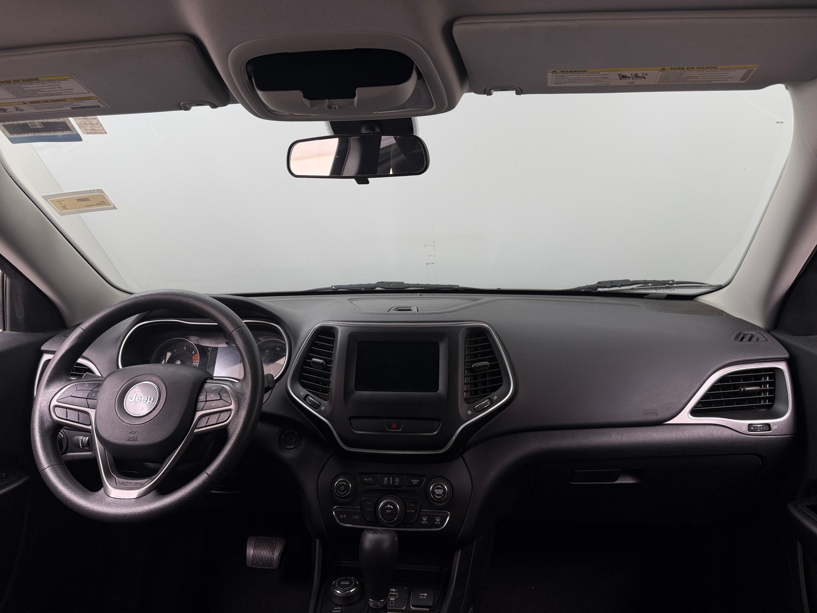 Thumbnail: 2019 Jeep Cherokee - 3
