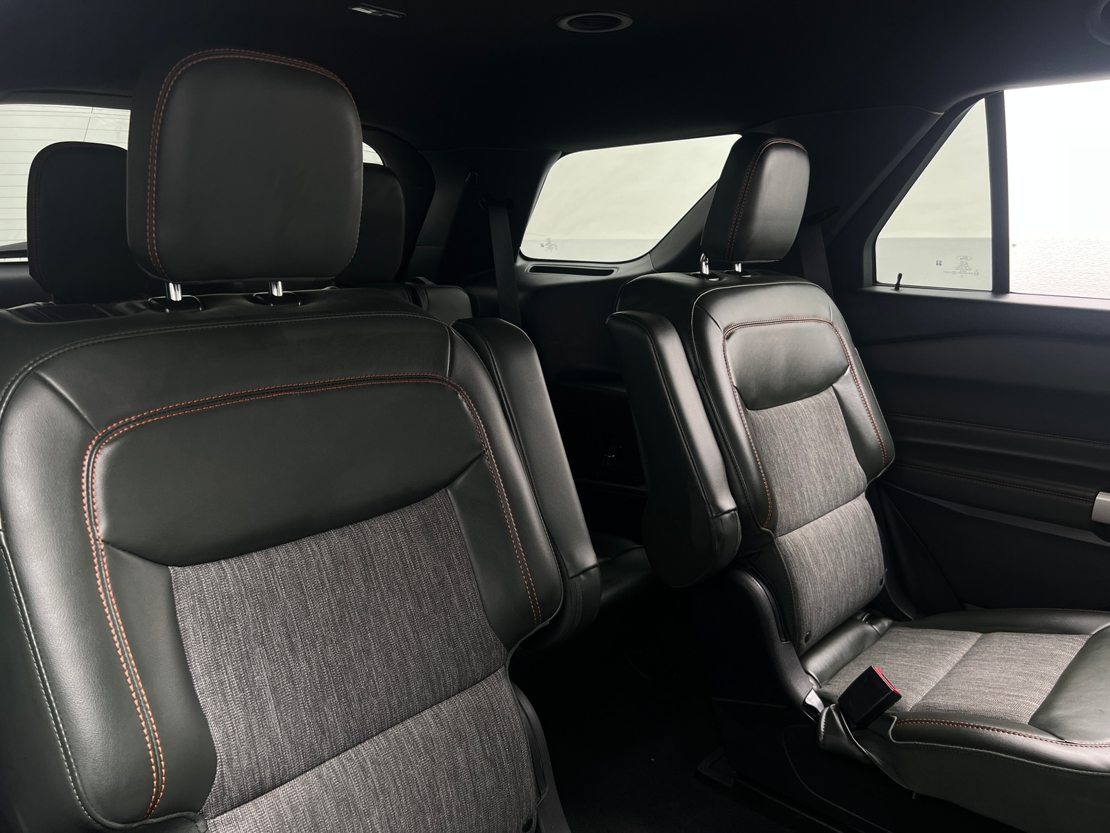 Thumbnail: 2022 Ford Explorer - 5