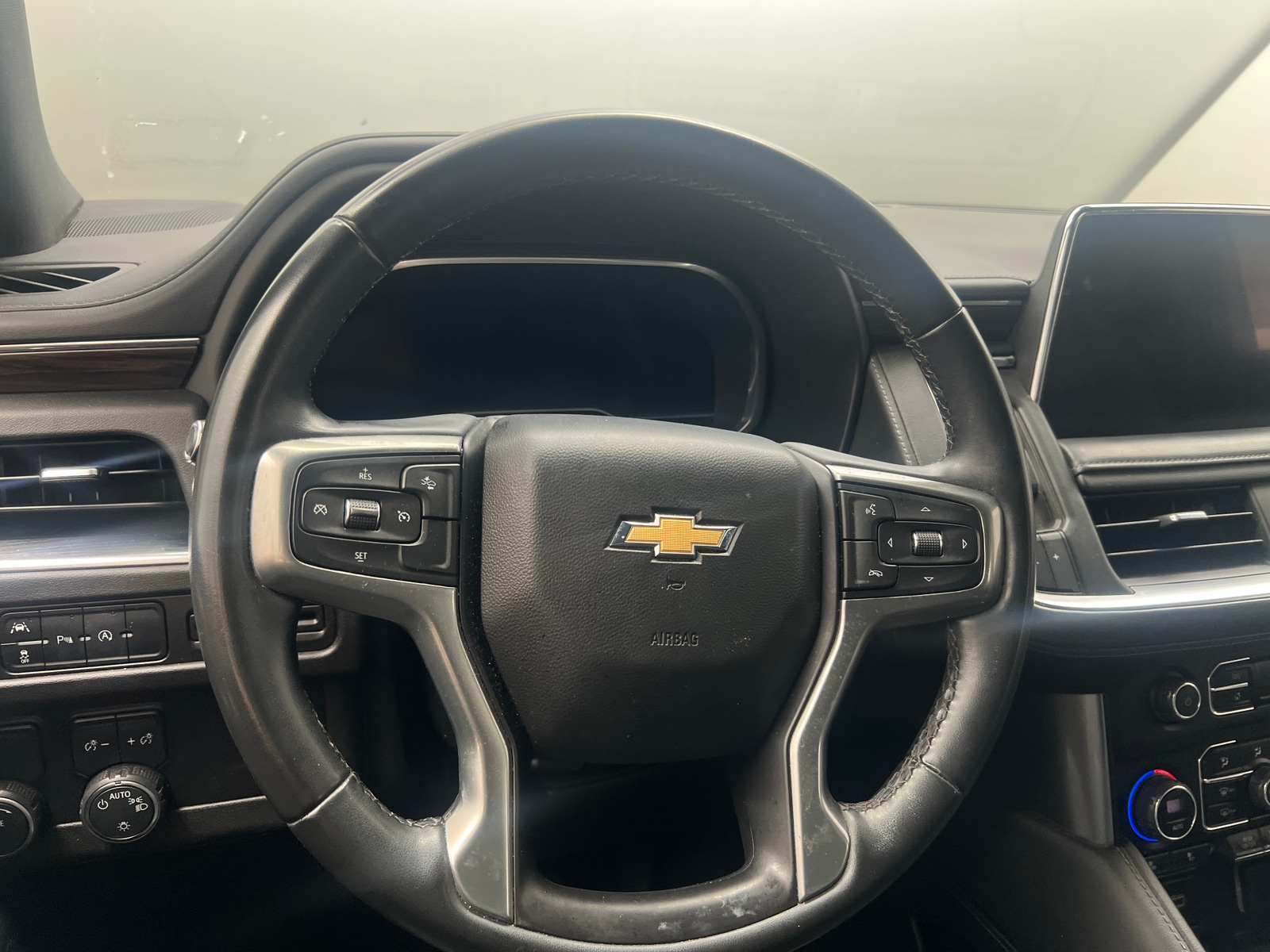 Thumbnail: 2023 Chevrolet Tahoe - 4