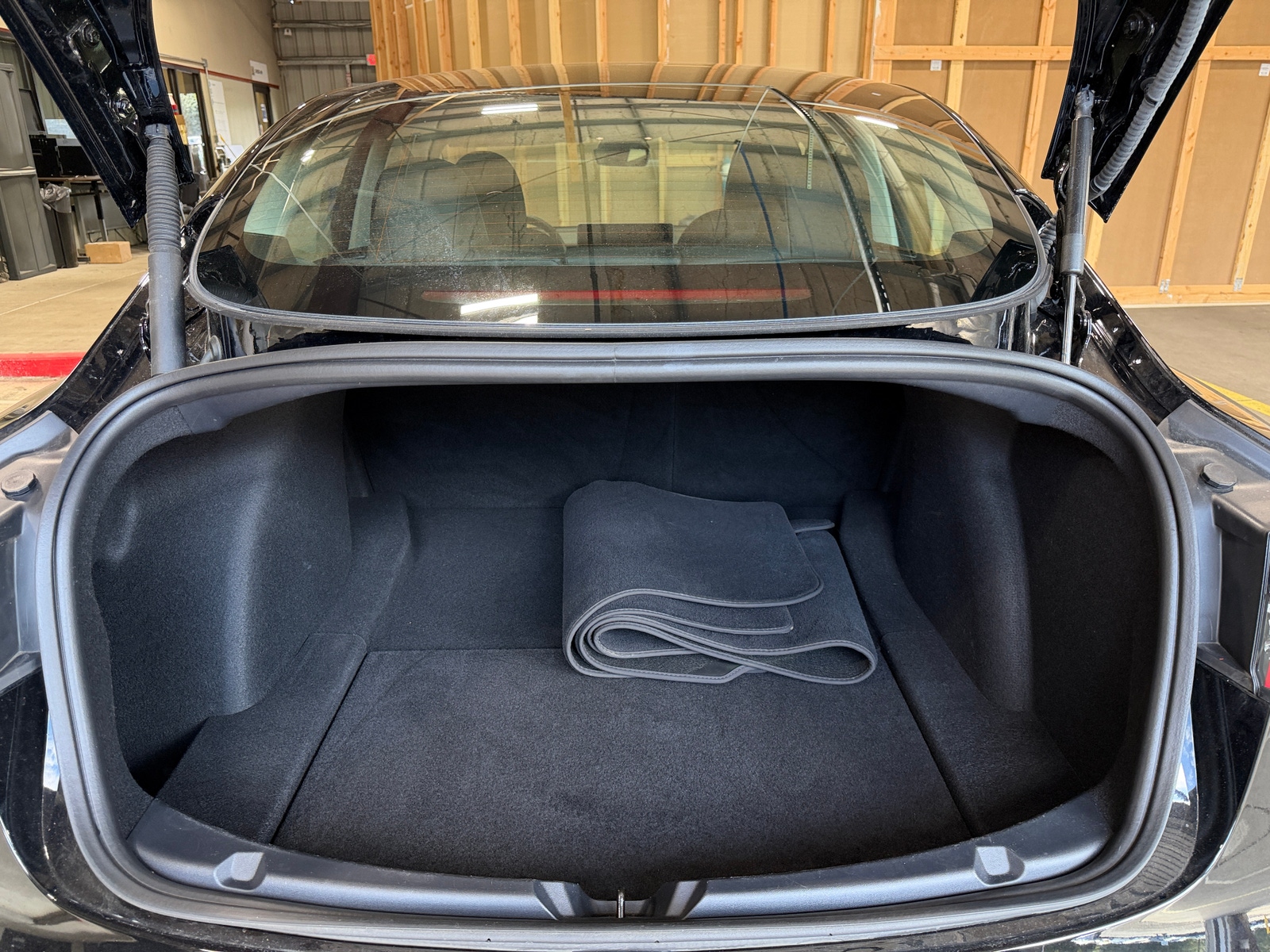 Thumbnail: 2023 Tesla Model 3 - 6