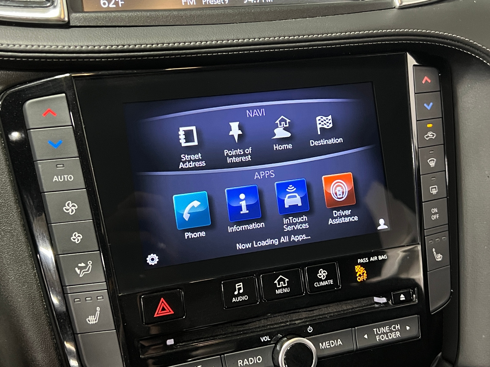 Thumbnail: 2019 INFINITI QX50 - 3