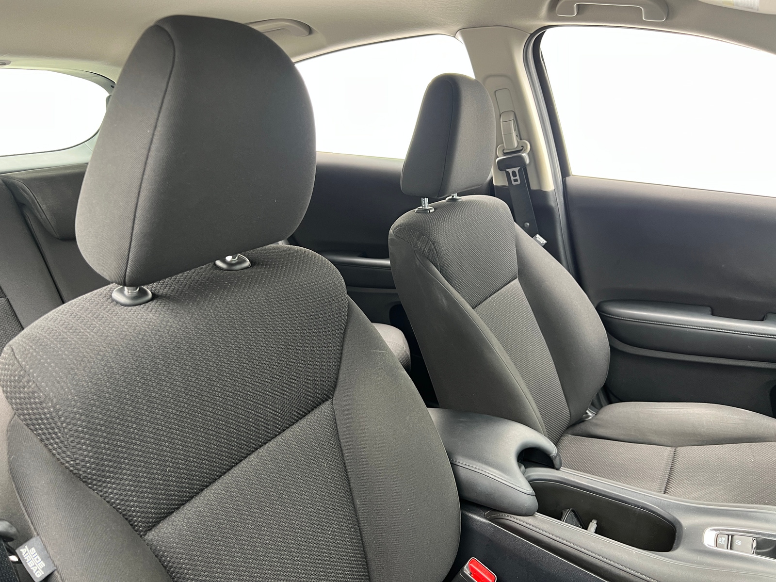 Thumbnail: 2018 Honda HR-V - 2