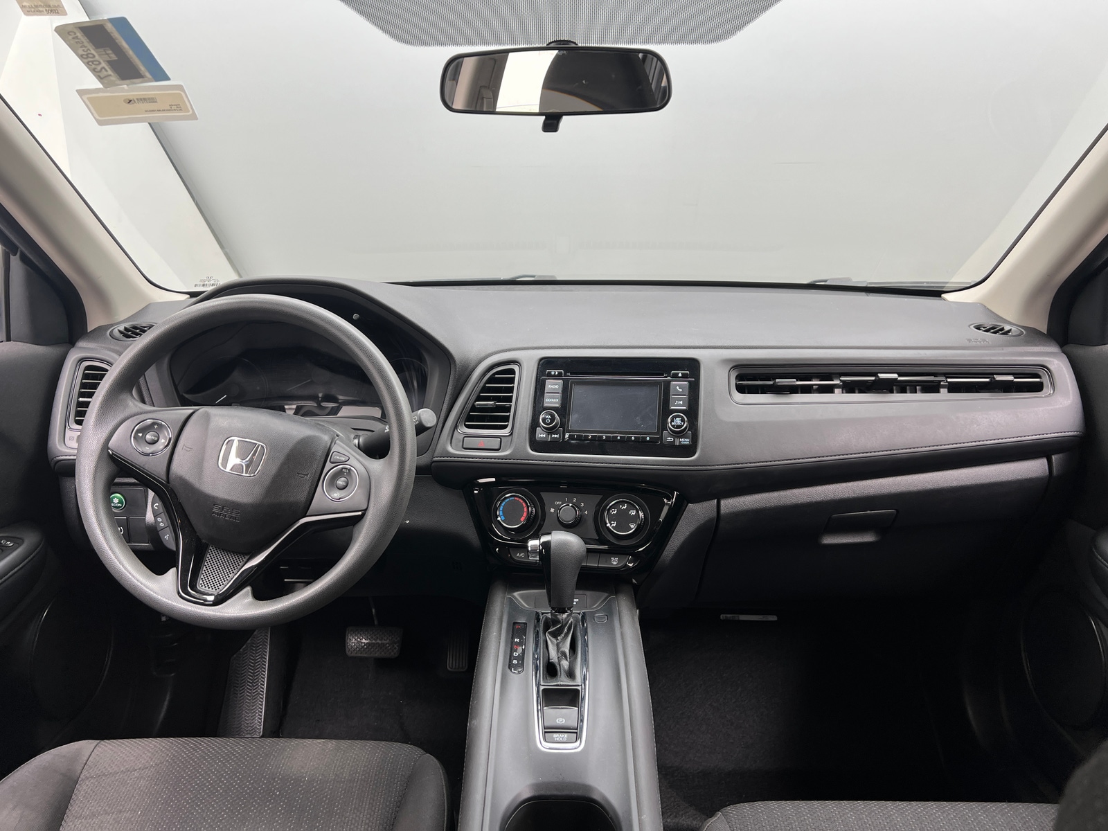 Thumbnail: 2018 Honda HR-V - 3