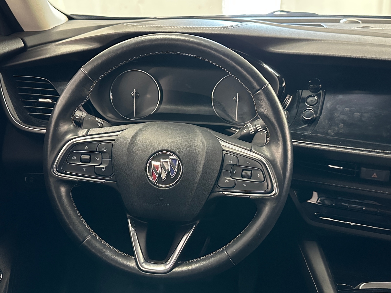 Thumbnail: 2023 Buick Envision - 4
