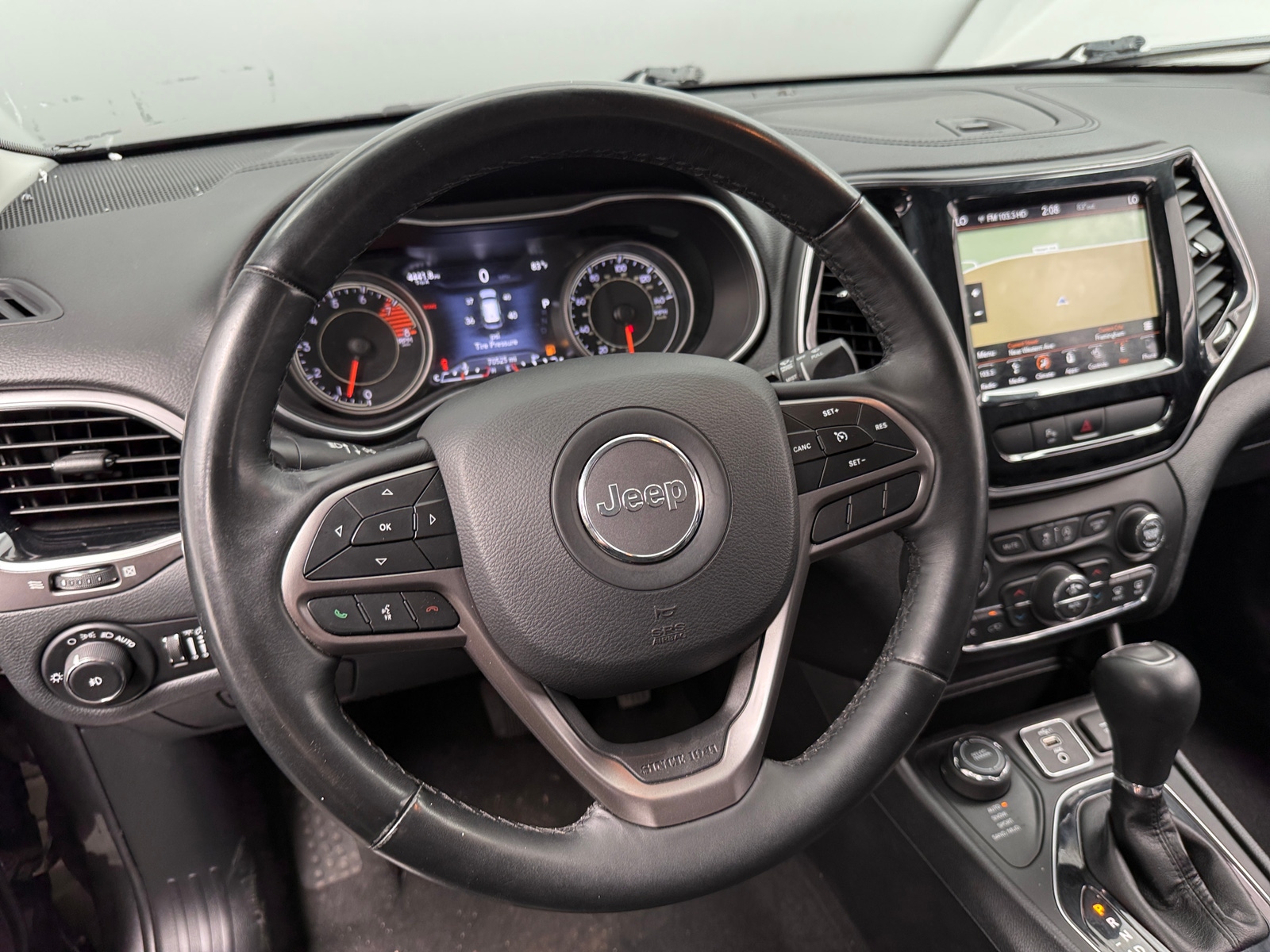 Thumbnail: 2019 Jeep Cherokee - 4