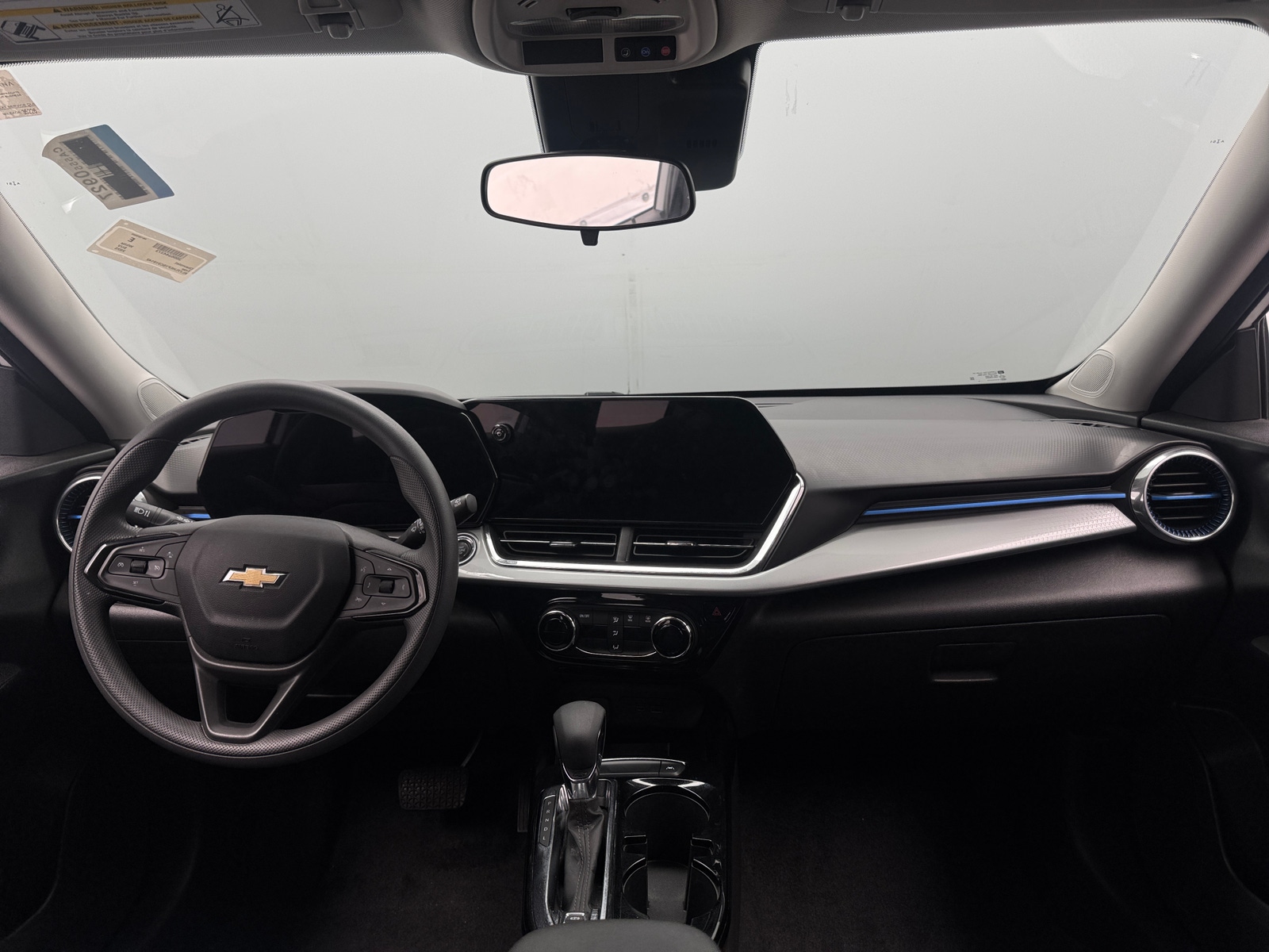 Thumbnail: 2025 Chevrolet Trax - 2