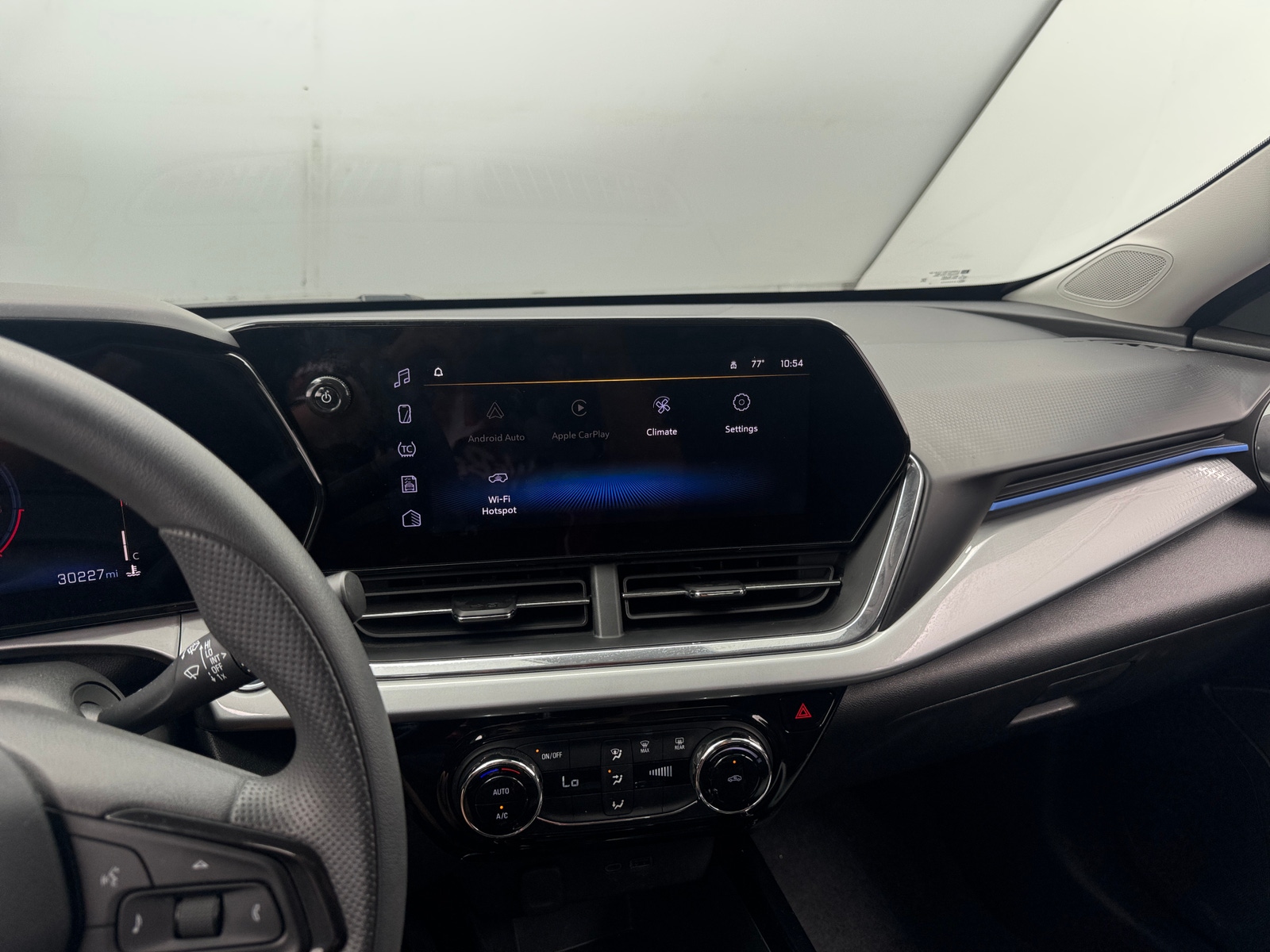 Thumbnail: 2025 Chevrolet Trax - 3