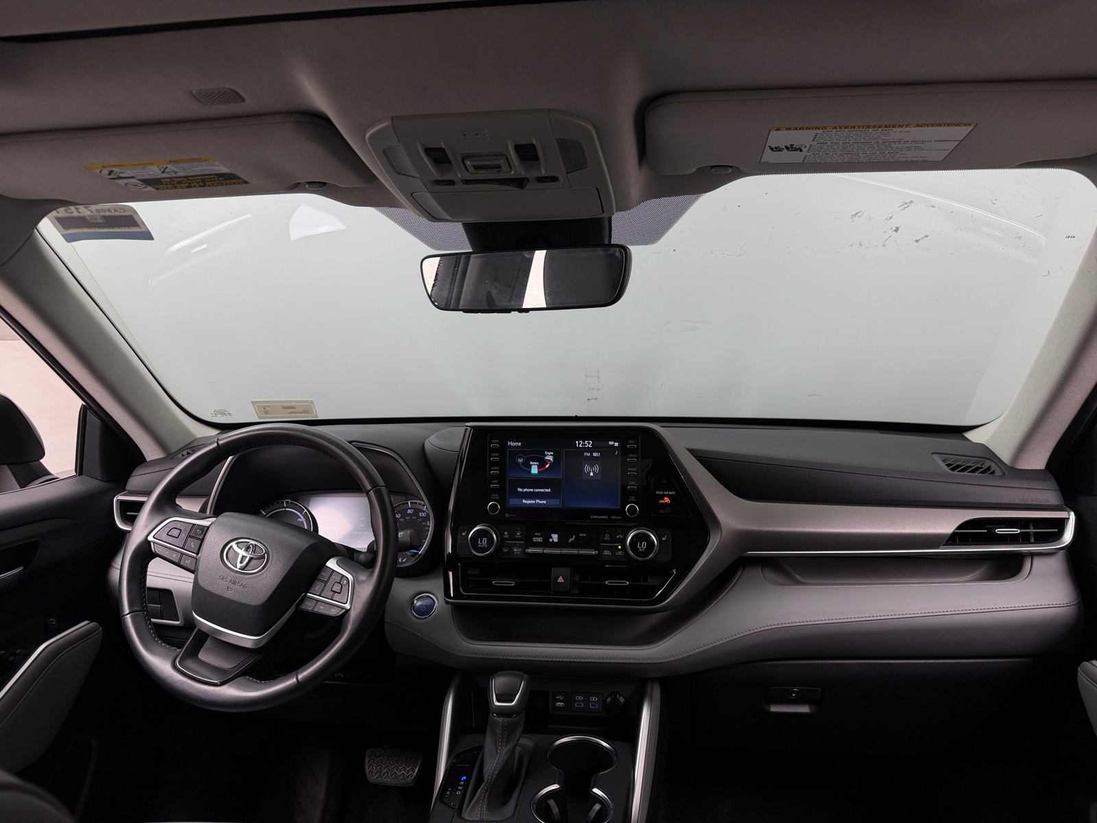 Thumbnail: 2022 Toyota Highlander - 3