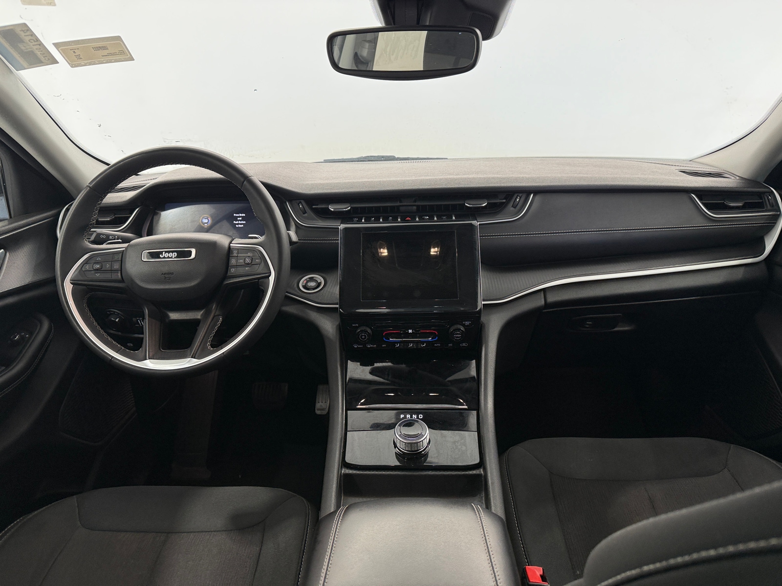 Thumbnail: 2024 Jeep Grand Cherokee - 3