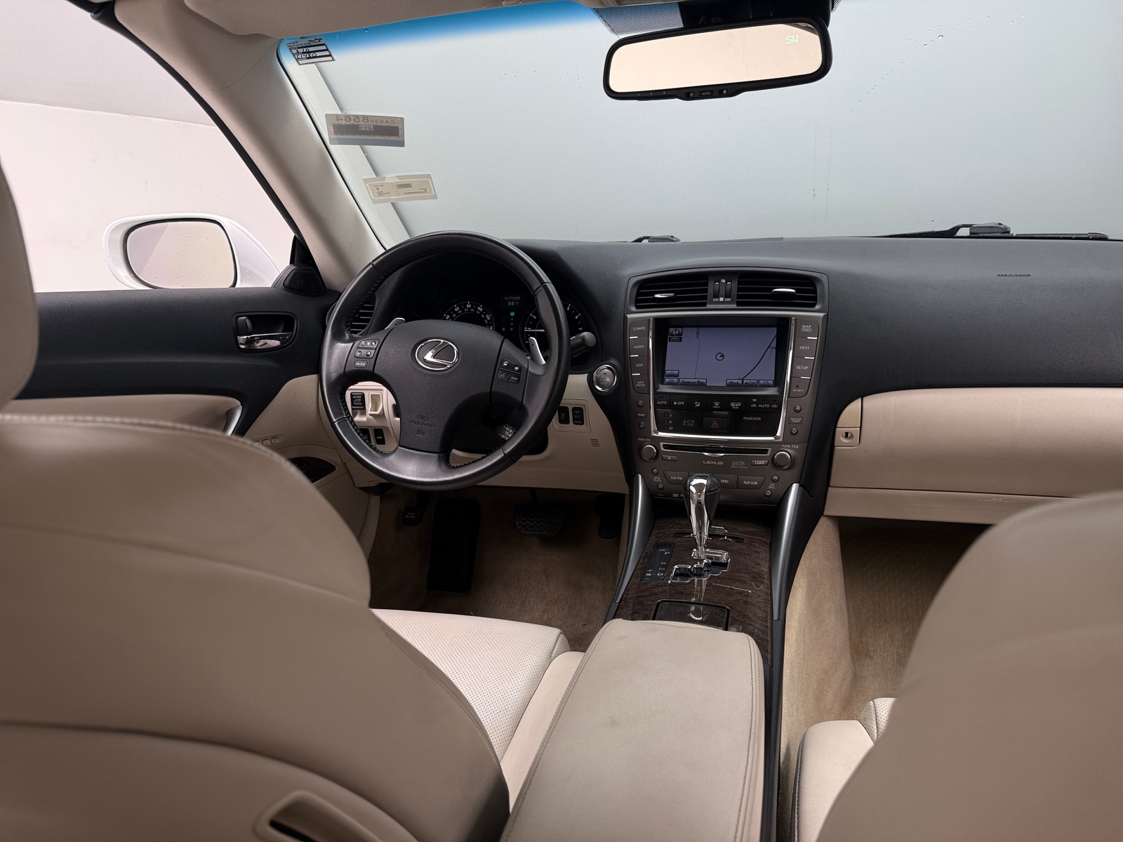 Thumbnail: 2010 Lexus IS - 2