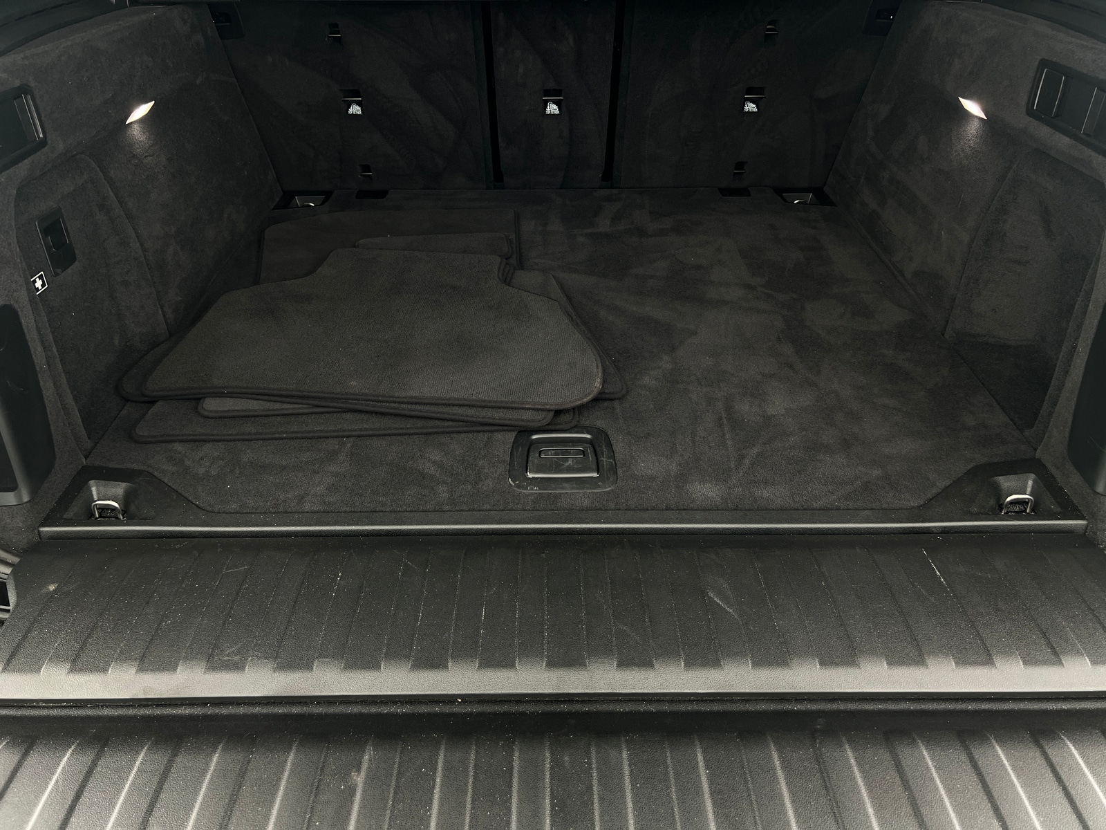 Thumbnail: 2026 BMW X5 - 6