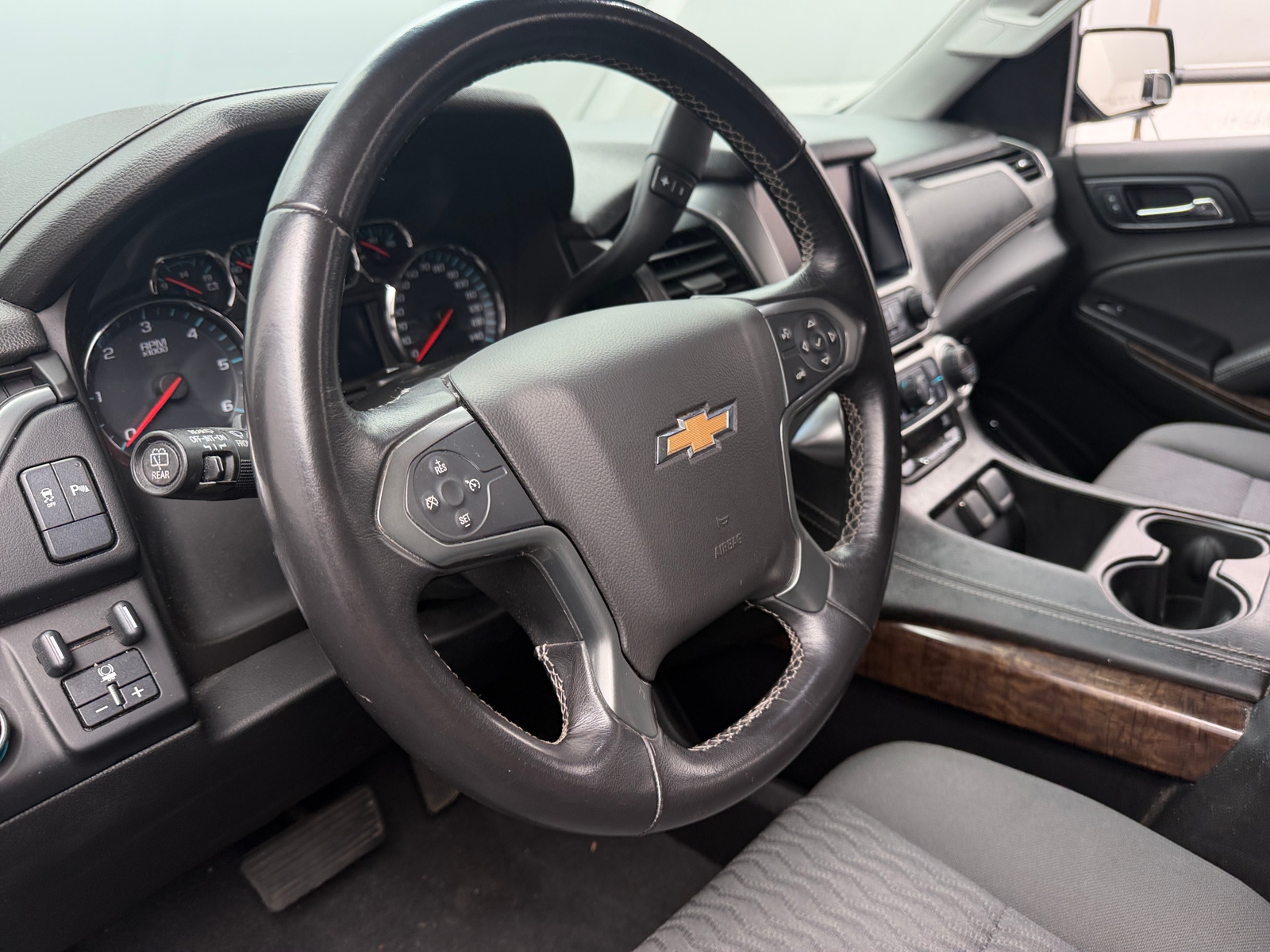 Thumbnail: 2019 Chevrolet Tahoe - 5