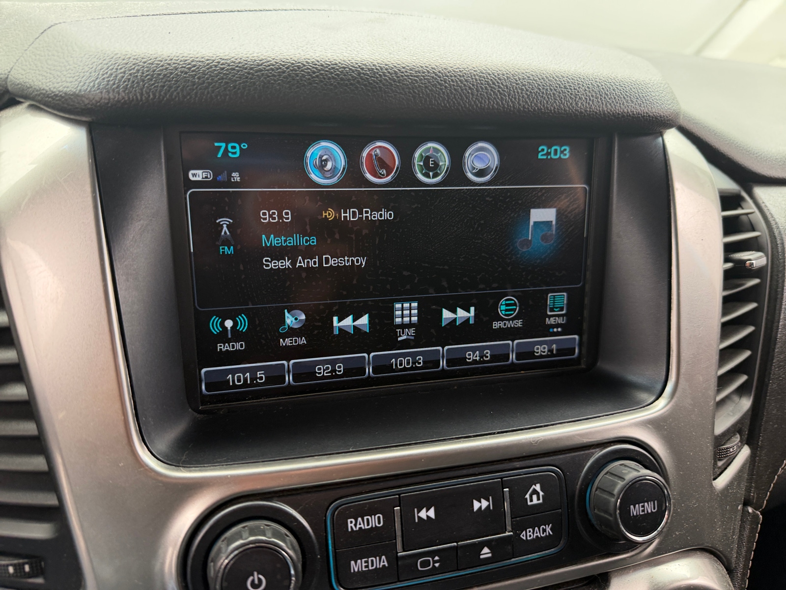 Thumbnail: 2019 Chevrolet Tahoe - 4