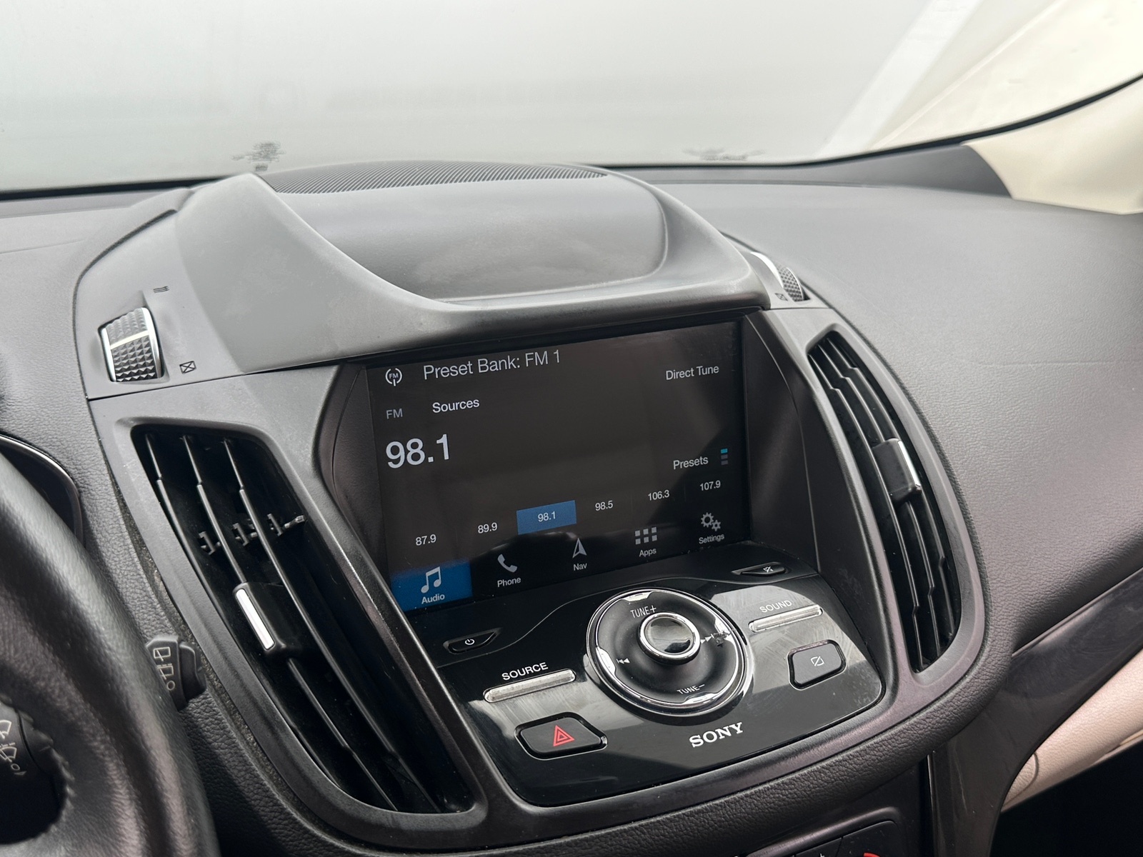 Thumbnail: 2019 Ford Escape - 3