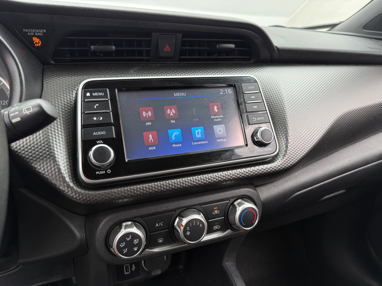 Thumbnail: 2020 Nissan Kicks - 4