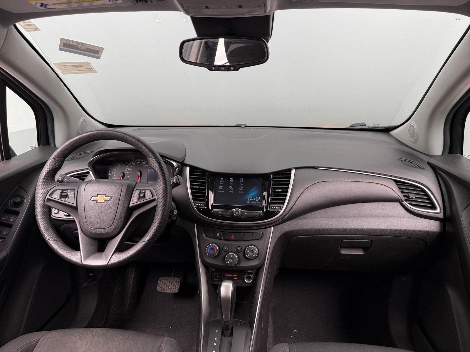 Thumbnail: 2017 Chevrolet Trax - 3