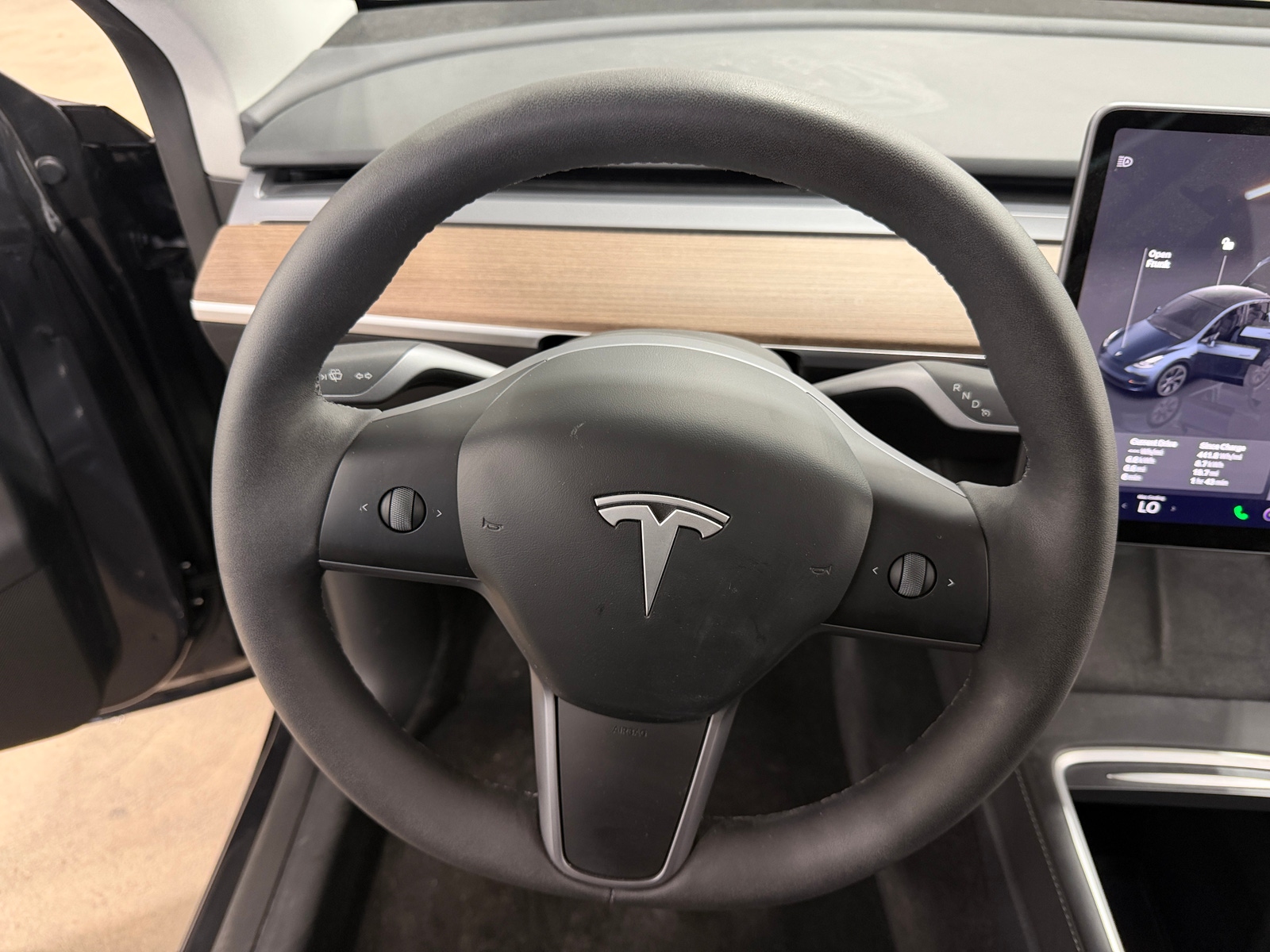 Thumbnail: 2024 Tesla Model Y - 4
