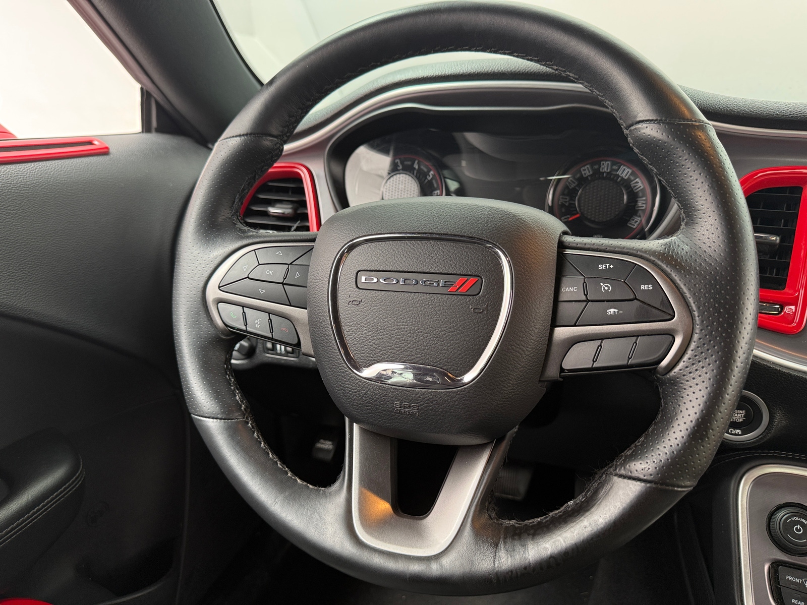 Thumbnail: 2019 Dodge Challenger - 4