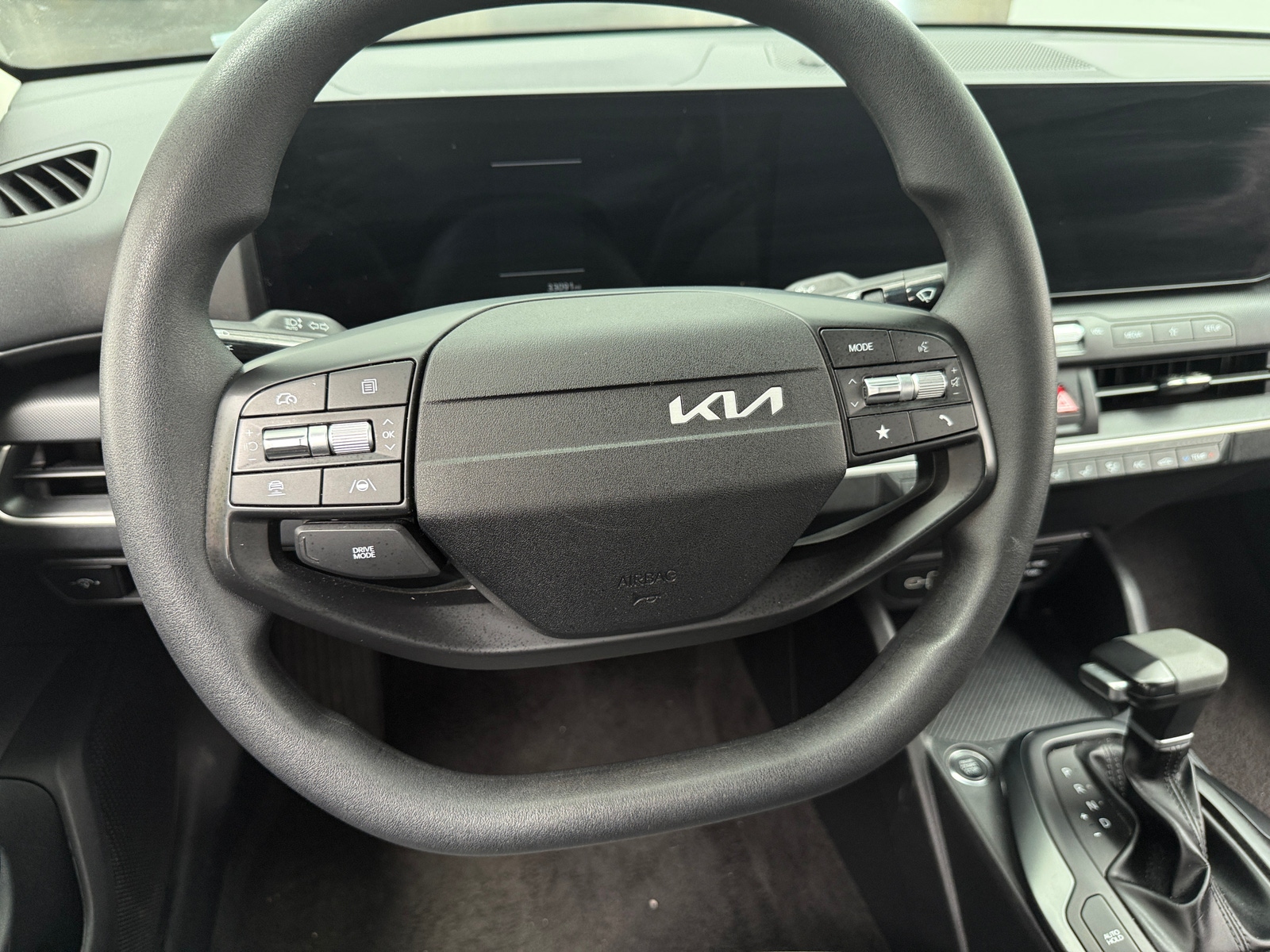 Thumbnail: 2025 Kia K4 - 5