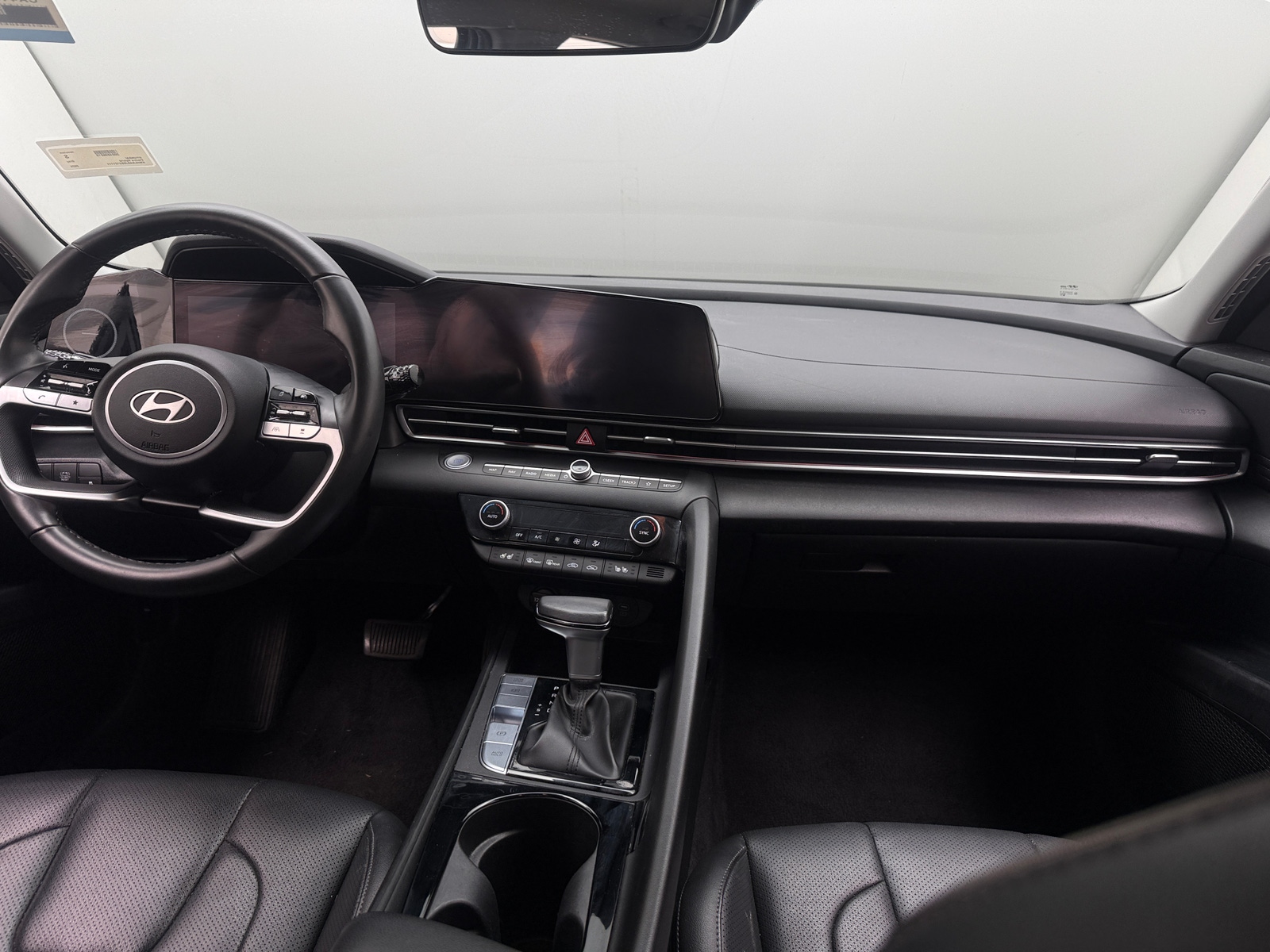 Thumbnail: 2025 Hyundai Elantra - 2