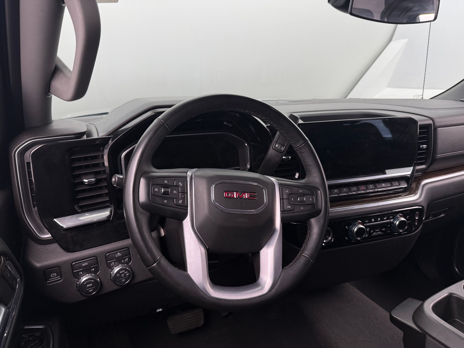 Thumbnail: 2023 GMC Sierra 1500 - 5