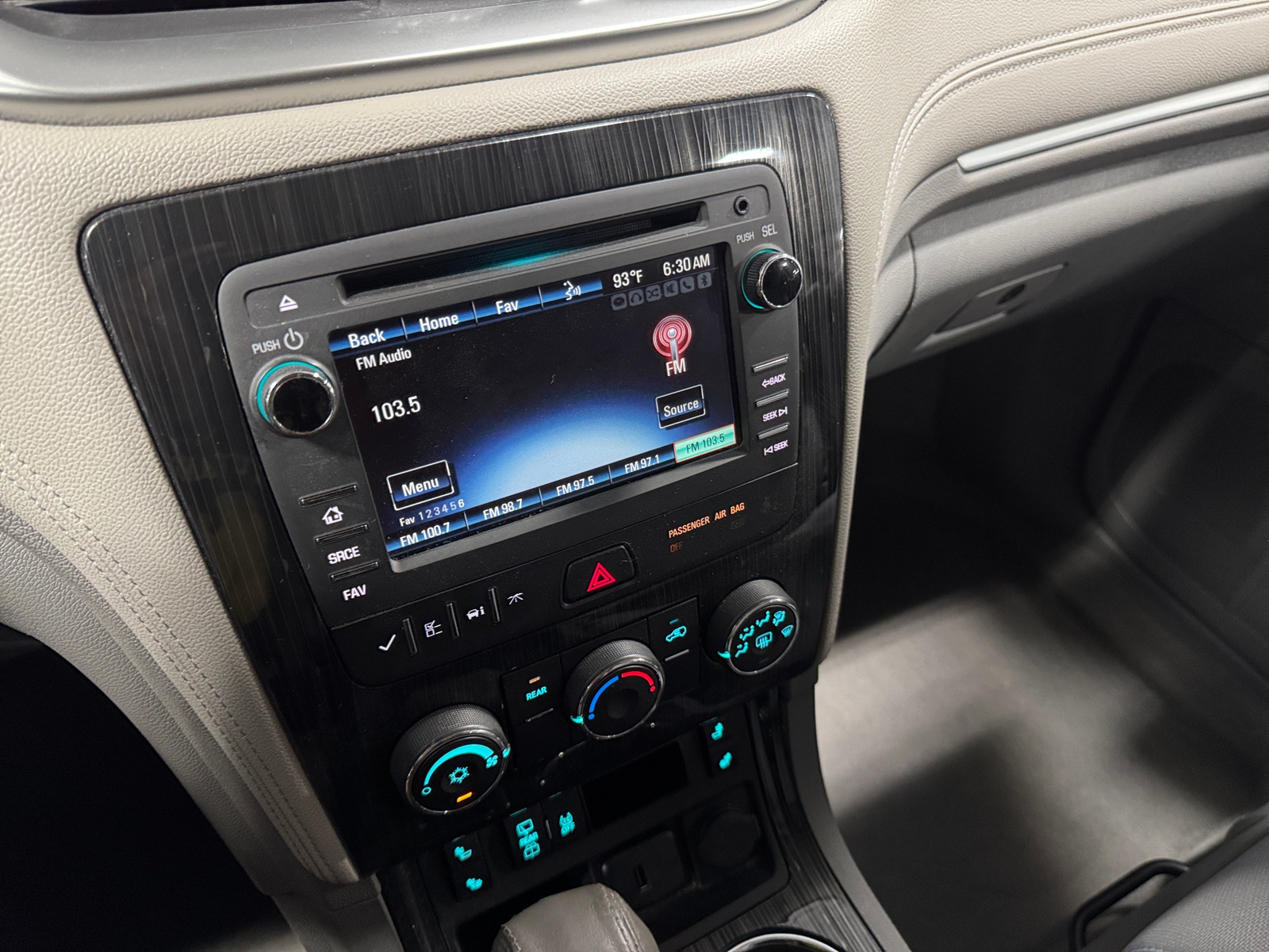 Thumbnail: 2017 Chevrolet Traverse - 4