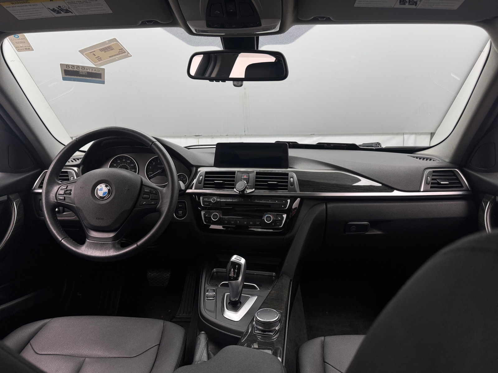 Thumbnail: 2018 BMW 3 Series - 3