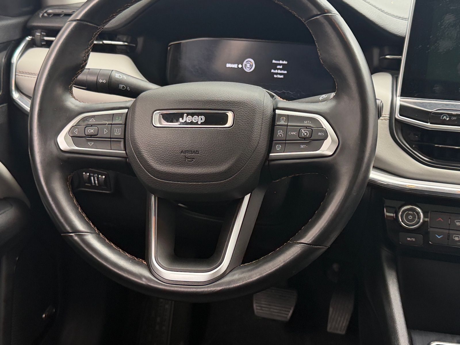 Thumbnail: 2022 Jeep Compass - 4