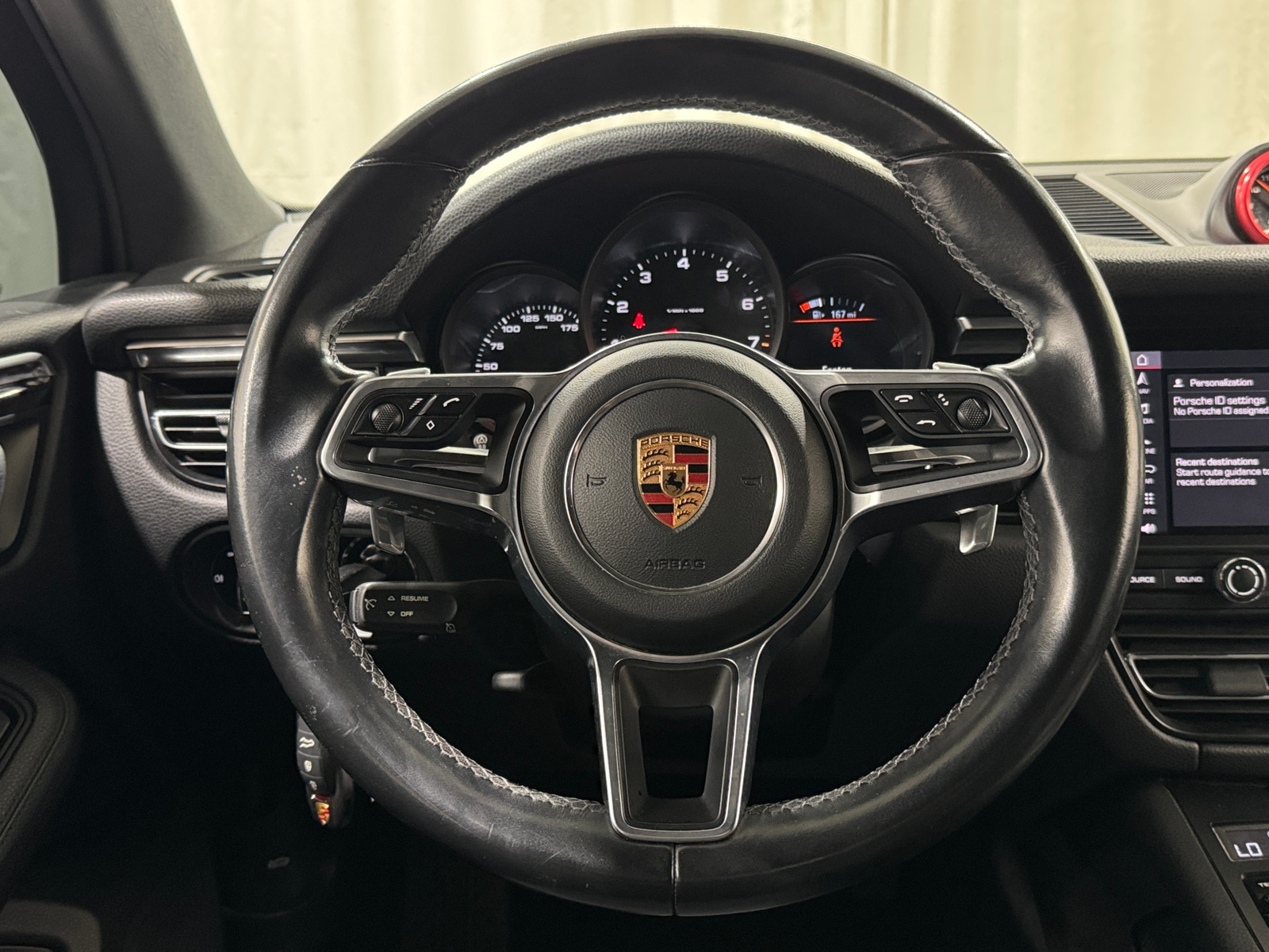 Thumbnail: 2020 Porsche Macan - 5