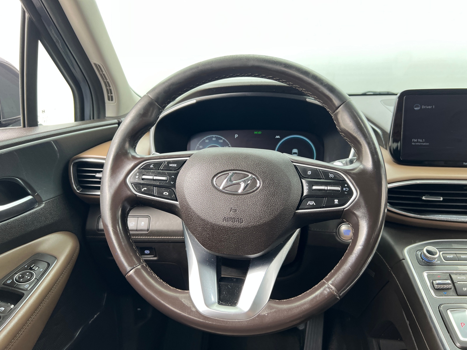 Thumbnail: 2022 Hyundai Santa Fe - 4