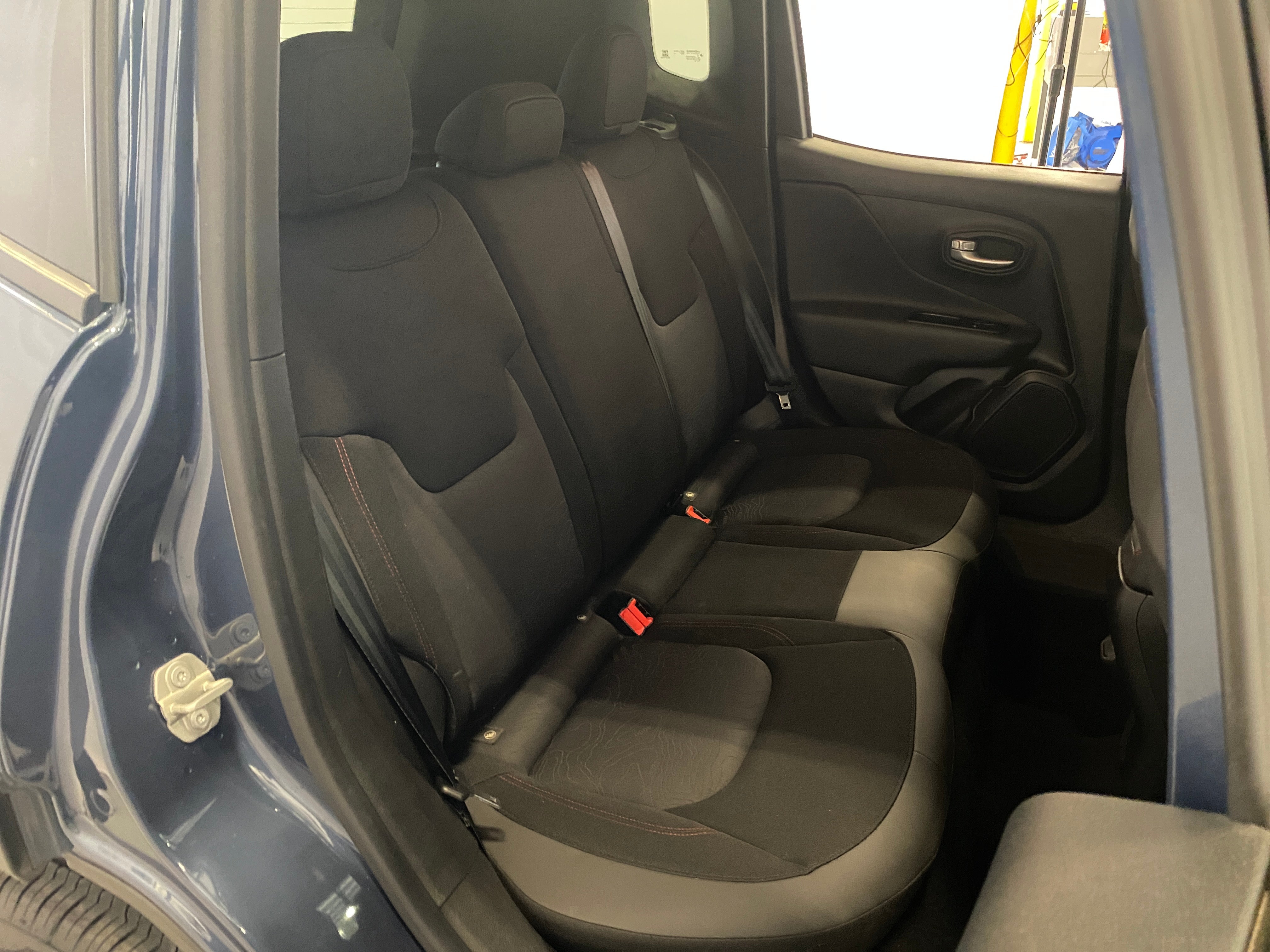 2023 Jeep Renegade Trailhawk - Photo 1