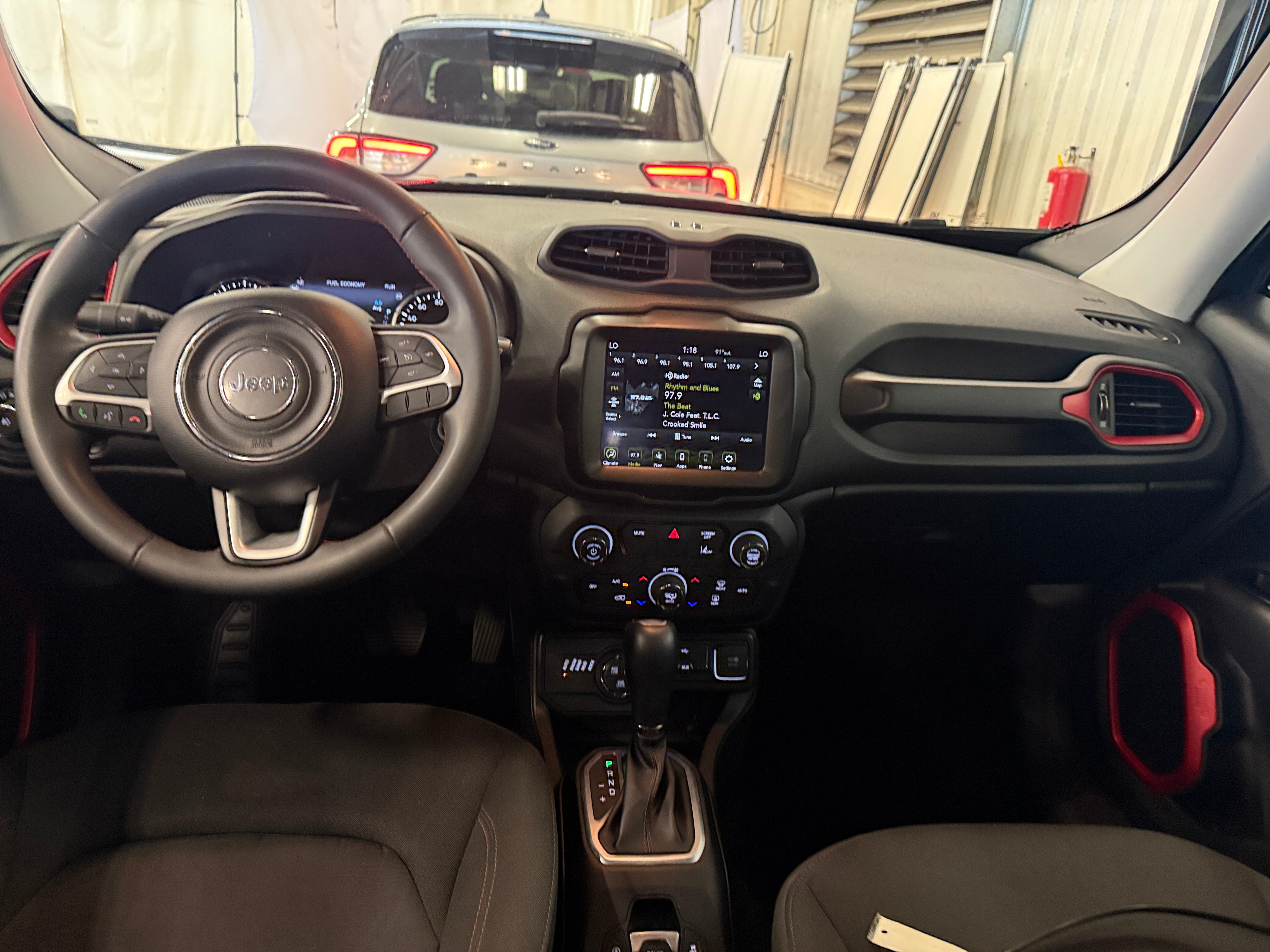 2023 Jeep Renegade Trailhawk - Photo 5