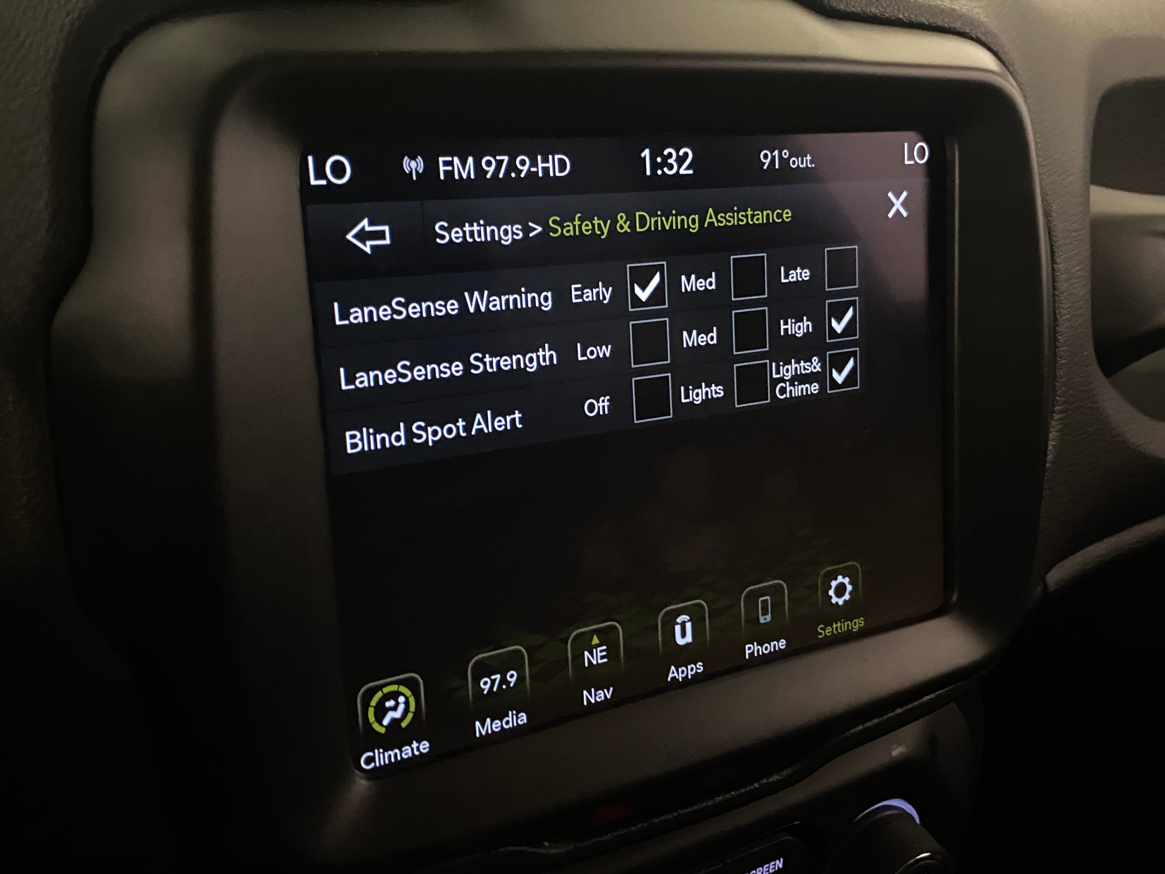2023 Jeep Renegade Trailhawk - Photo 4