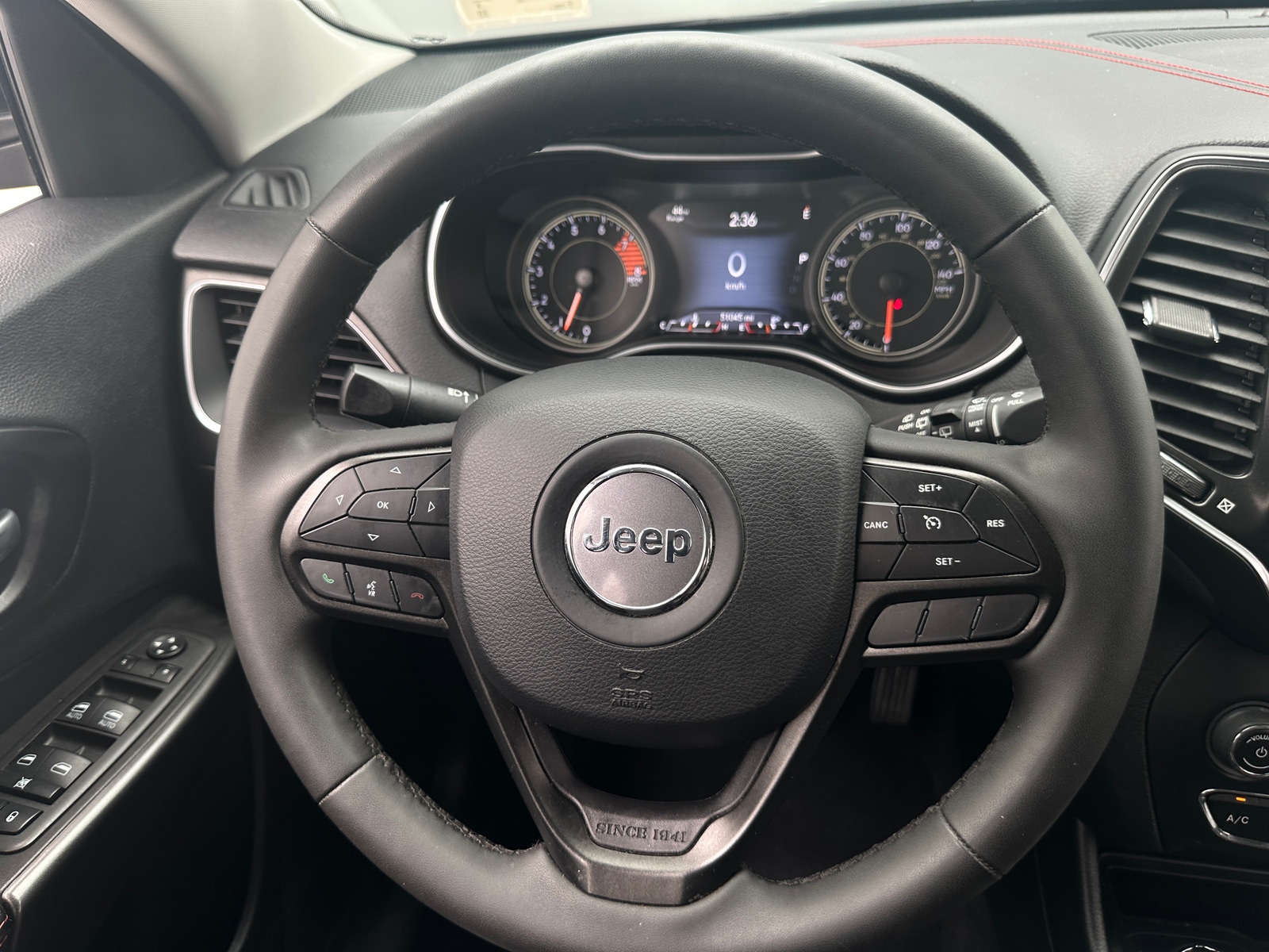 Thumbnail: 2022 Jeep Cherokee - 5
