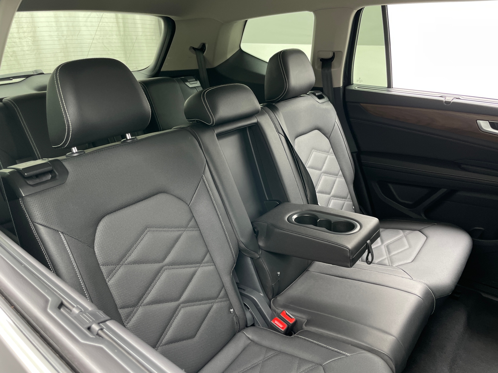 Thumbnail: 2026 Volkswagen Atlas - 5