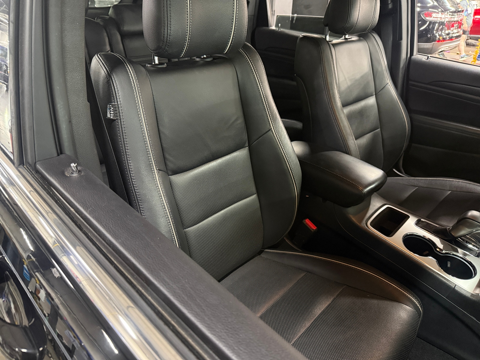 Thumbnail: 2018 Jeep Grand Cherokee - 2