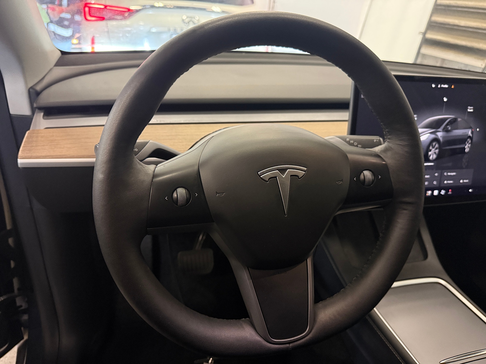 Thumbnail: 2023 Tesla Model Y - 4
