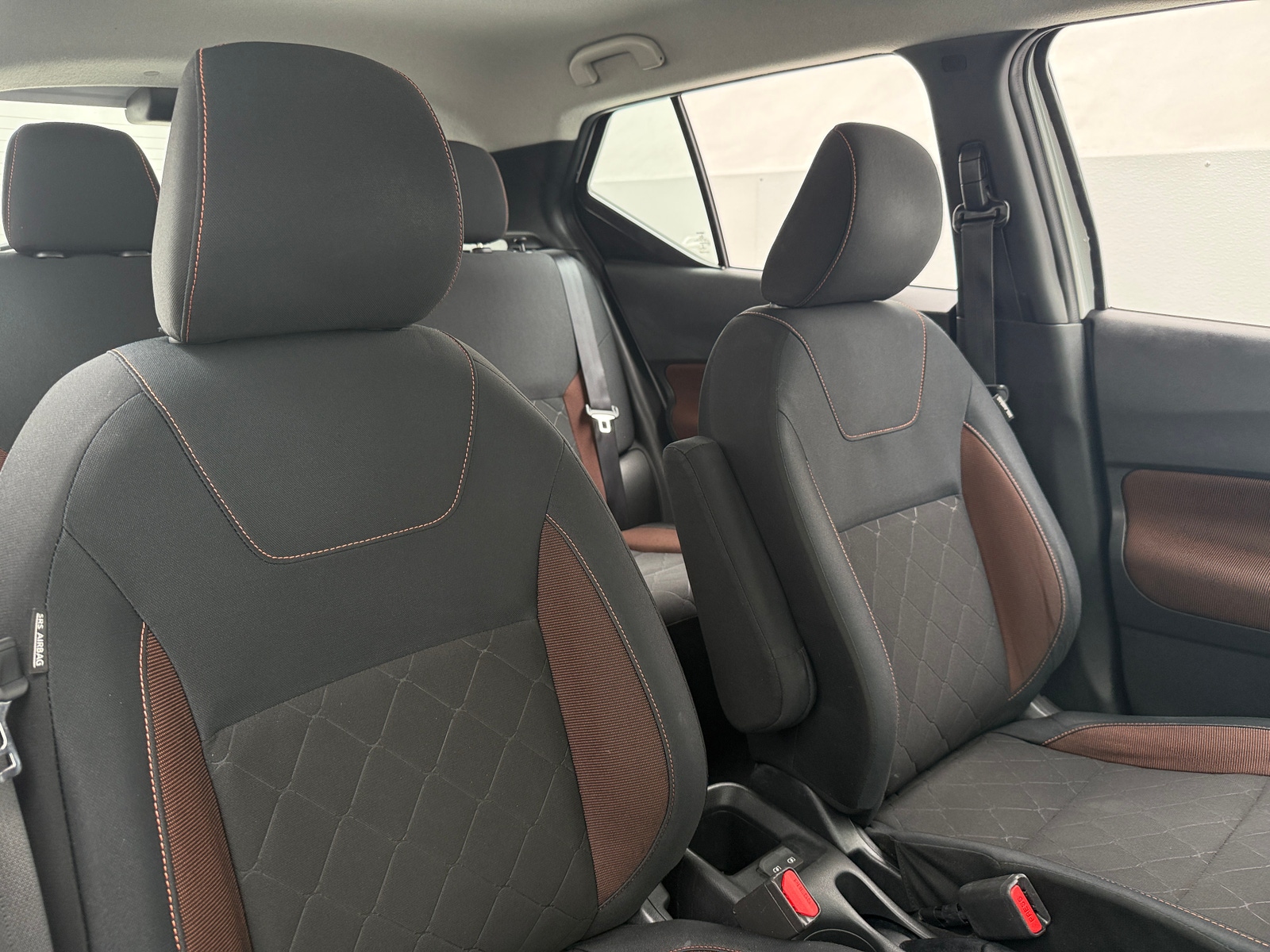 Thumbnail: 2019 Nissan Kicks - 2