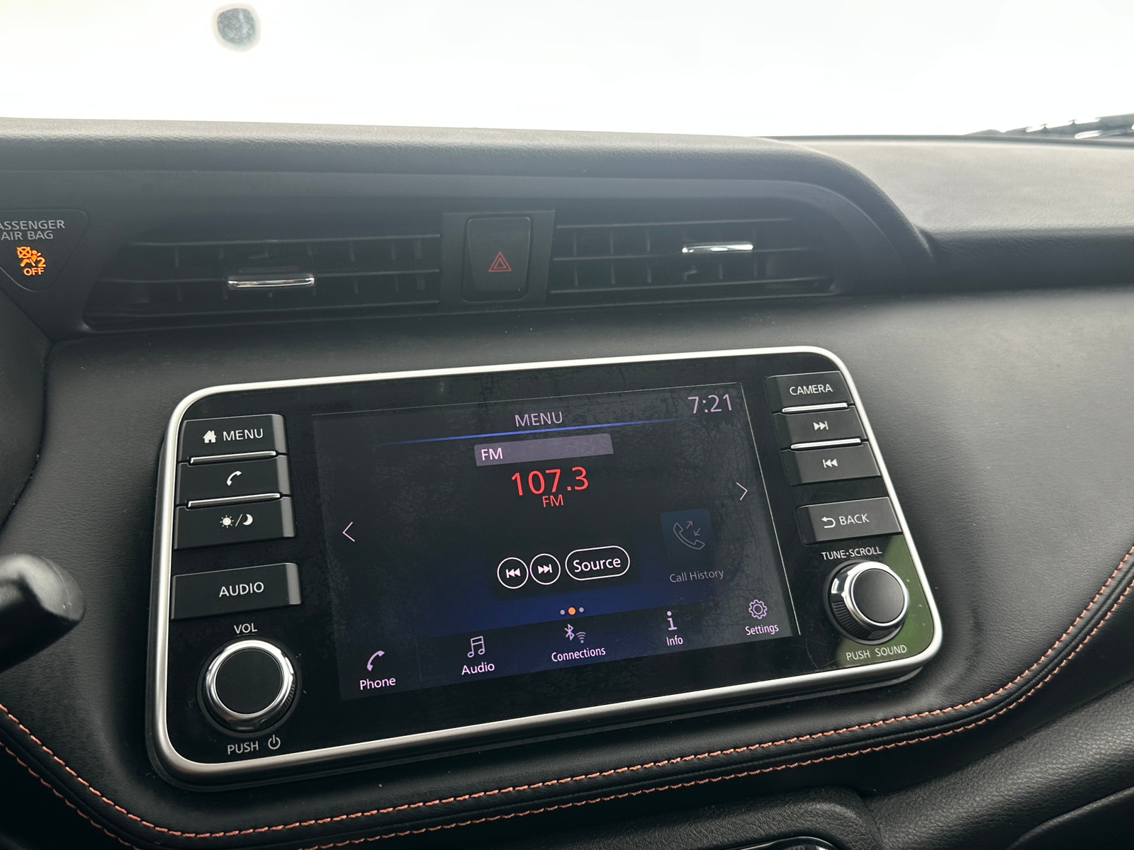 Thumbnail: 2019 Nissan Kicks - 4