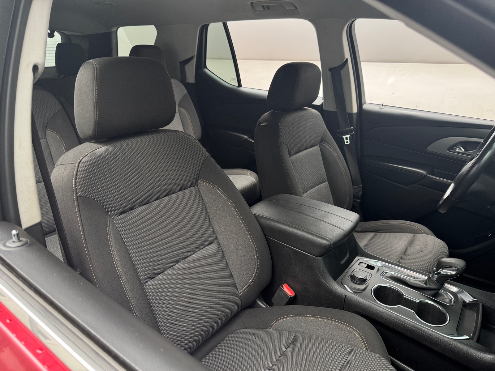 Thumbnail: 2021 Chevrolet Traverse - 2