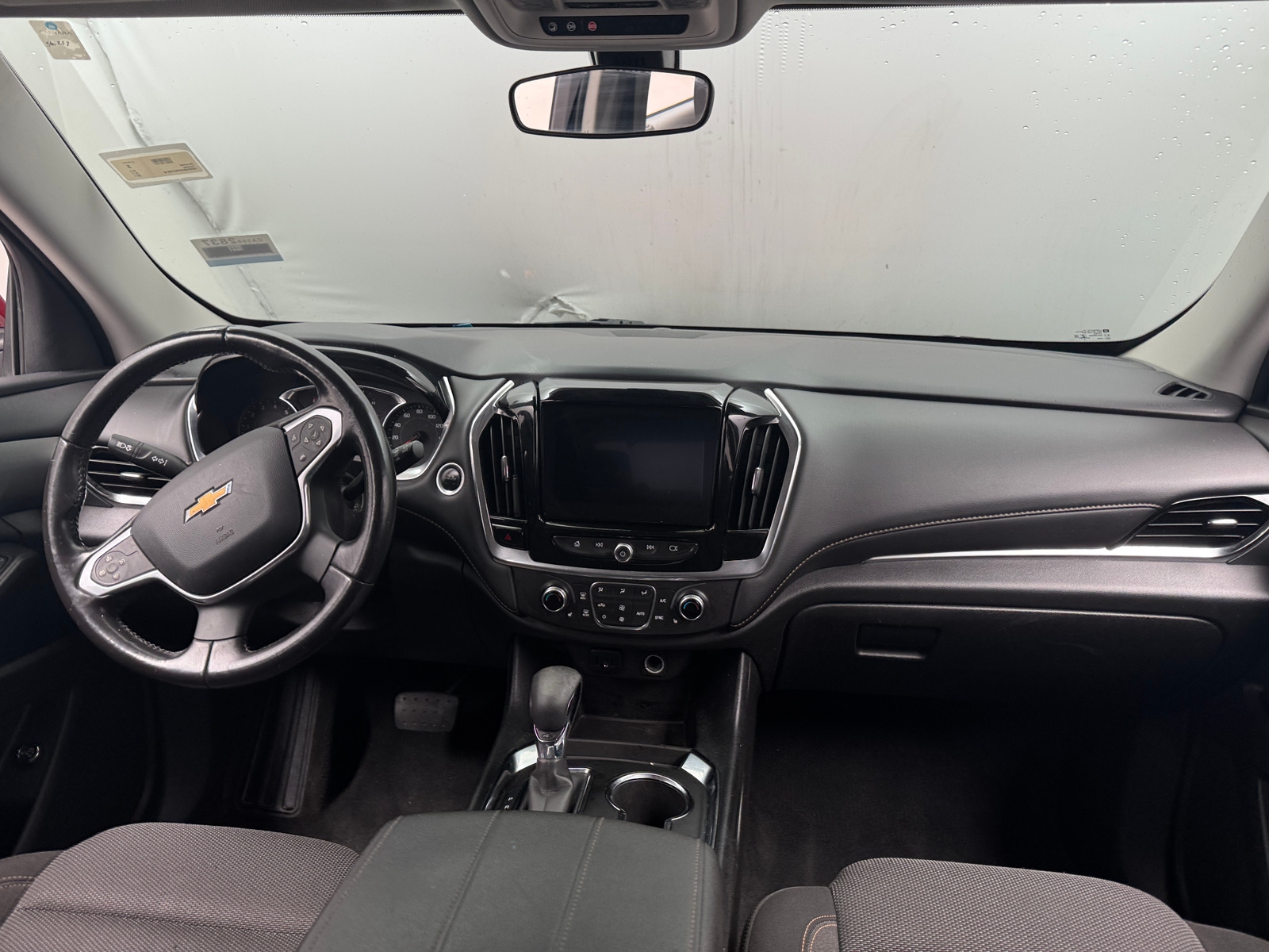 Thumbnail: 2021 Chevrolet Traverse - 3