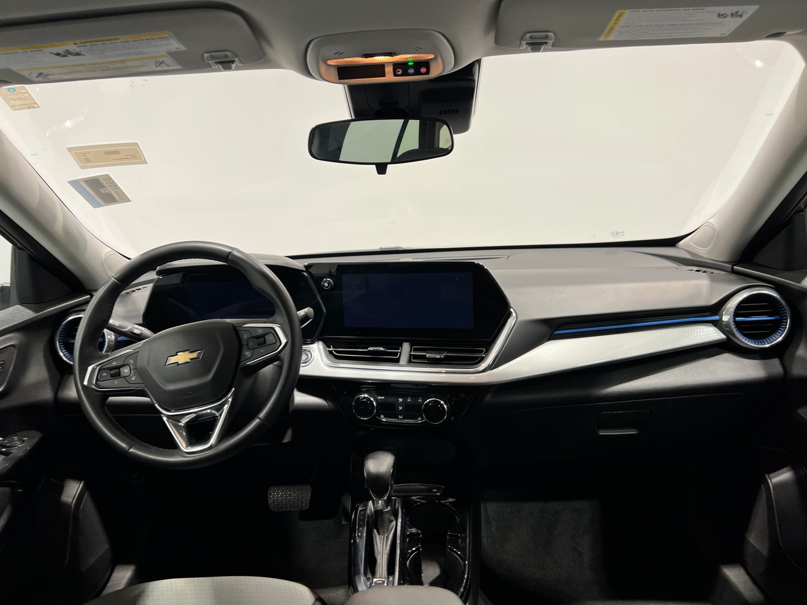 Thumbnail: 2025 Chevrolet Trax - 2