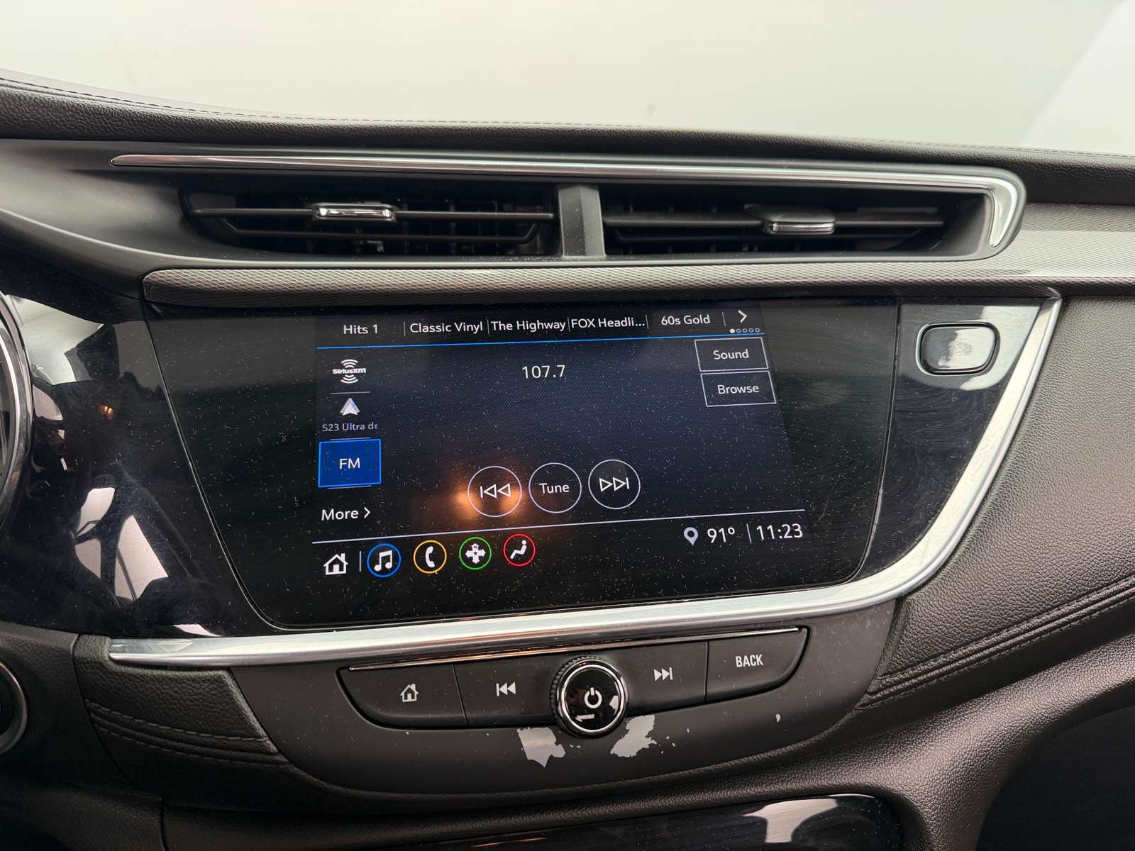 Thumbnail: 2021 Buick Encore GX - 3