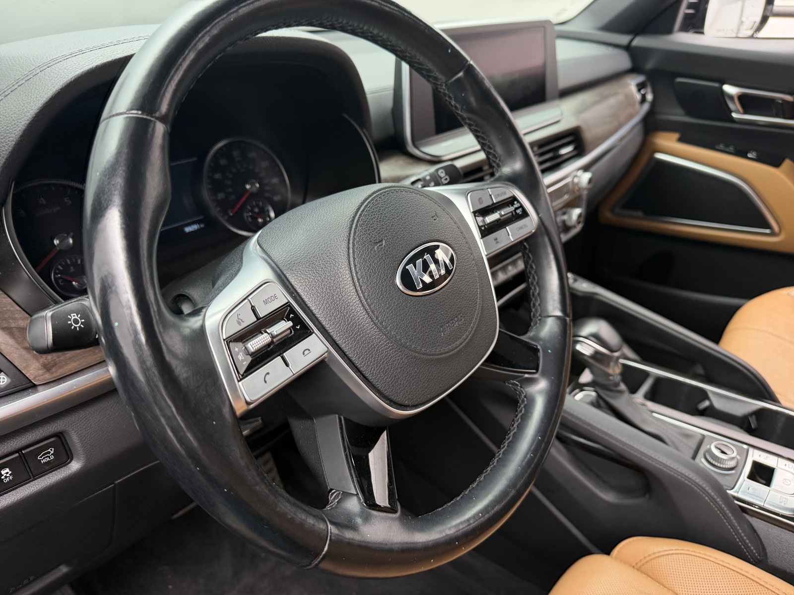 Thumbnail: 2020 Kia Telluride - 4