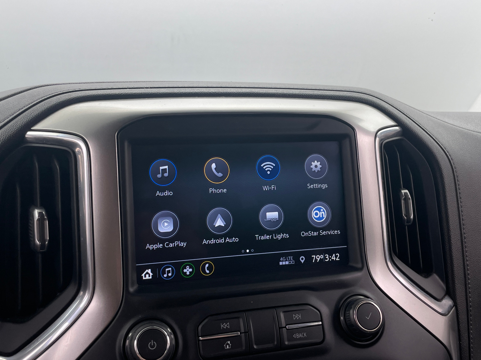 Thumbnail: 2021 Chevrolet Silverado 1500 - 4
