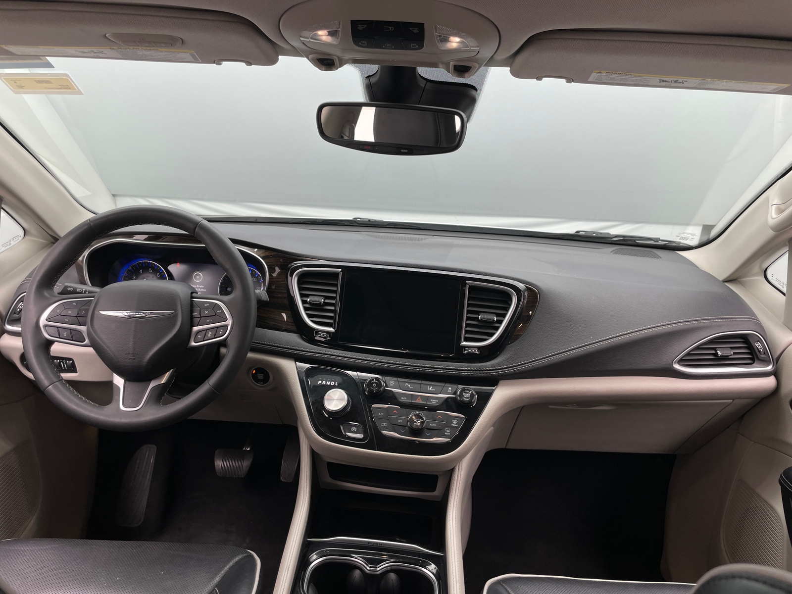 Thumbnail: 2023 Chrysler Pacifica - 2