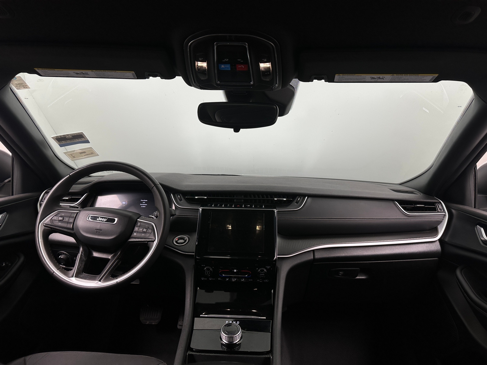 Thumbnail: 2024 Jeep Grand Cherokee L - 3