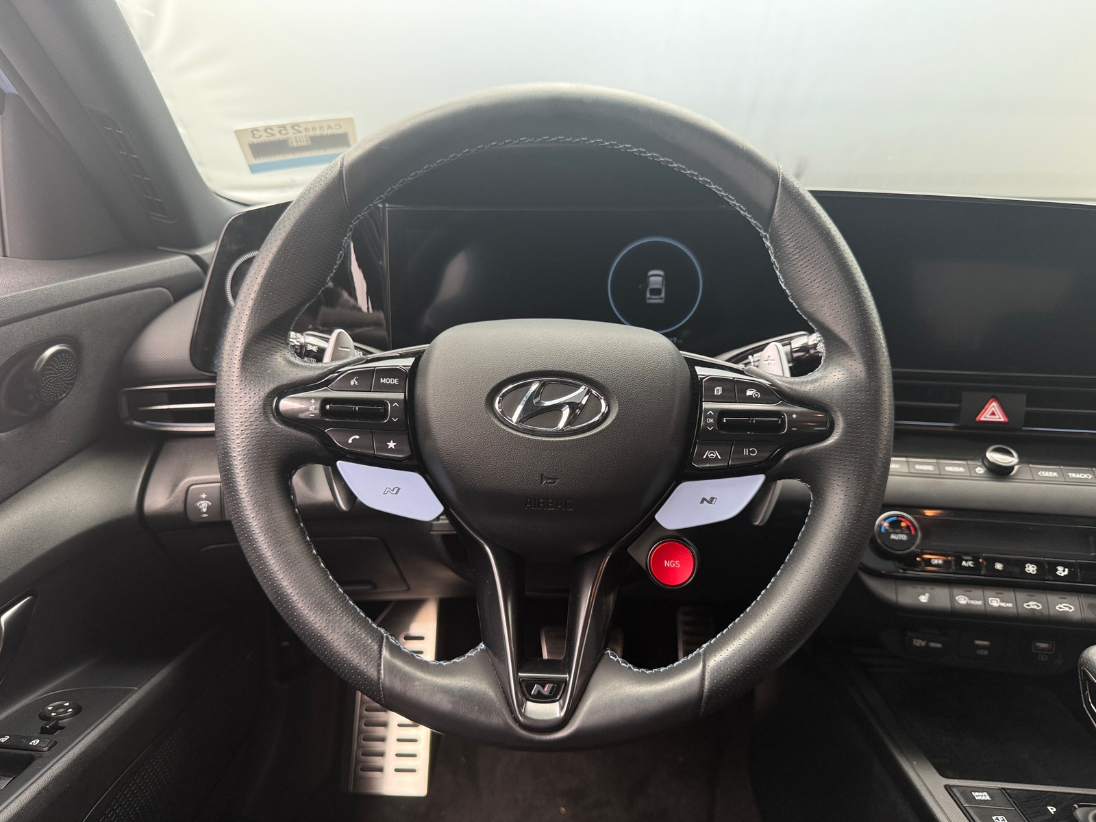 Thumbnail: 2023 Hyundai Elantra - 4