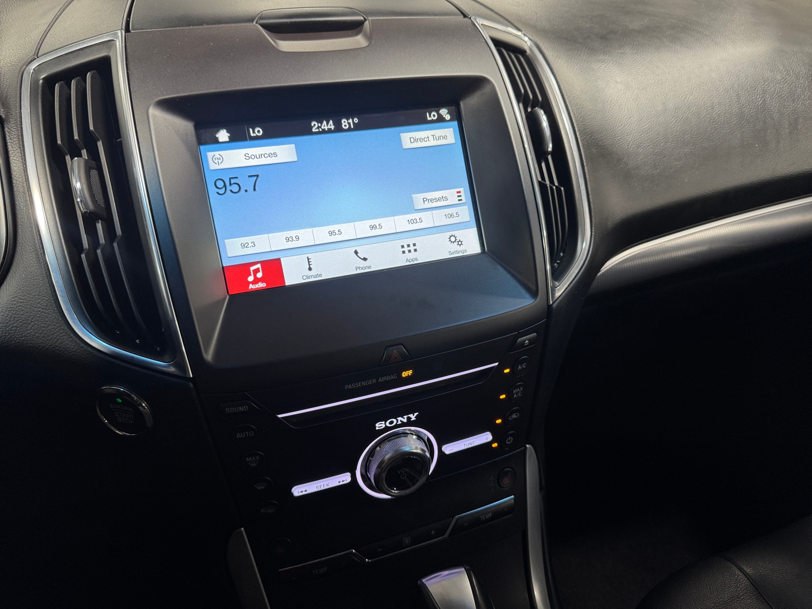 Thumbnail: 2018 Ford Edge - 3
